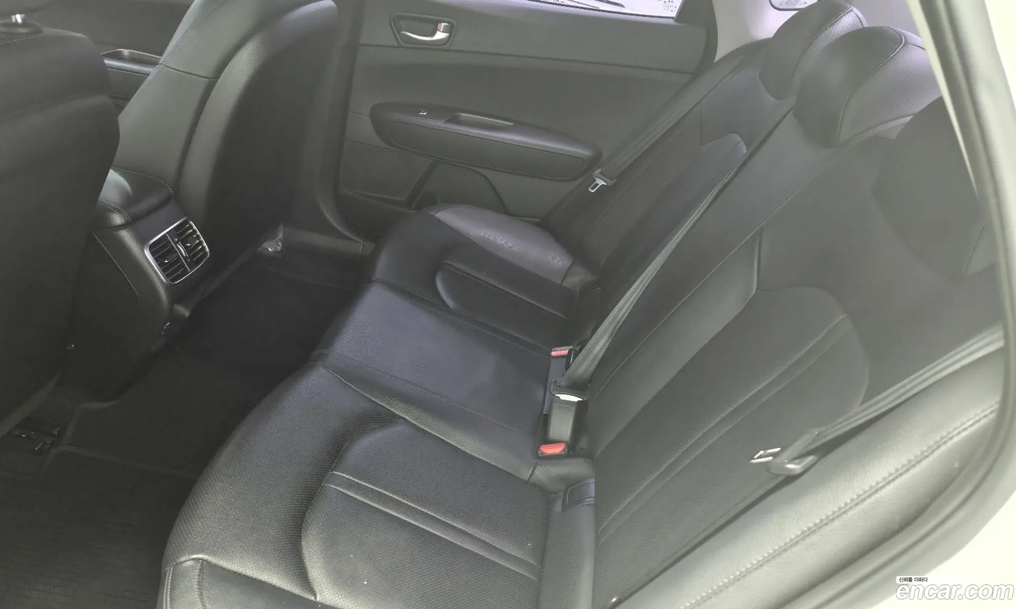 Kia K5 2017 — 19