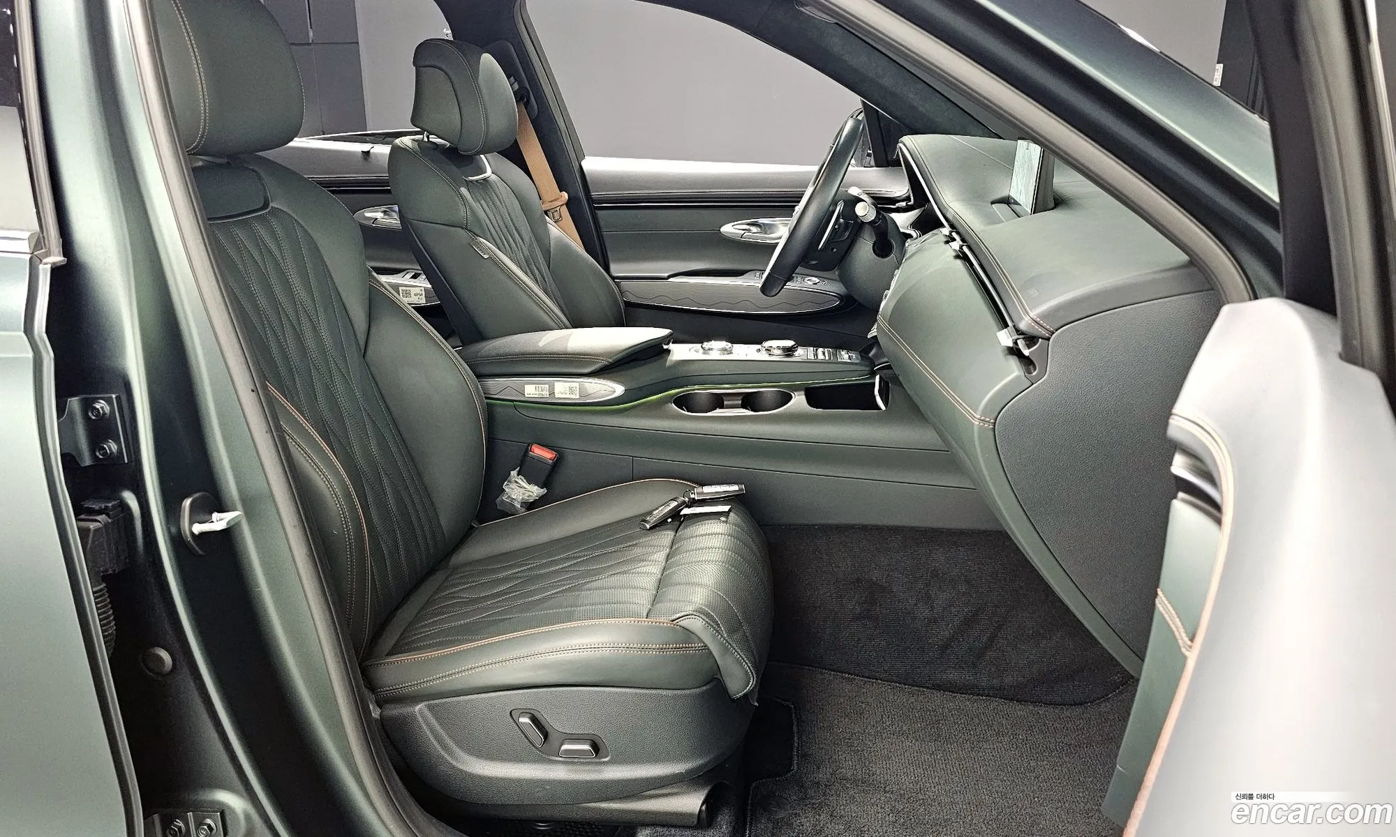 Genesis GV70 2023 — 20