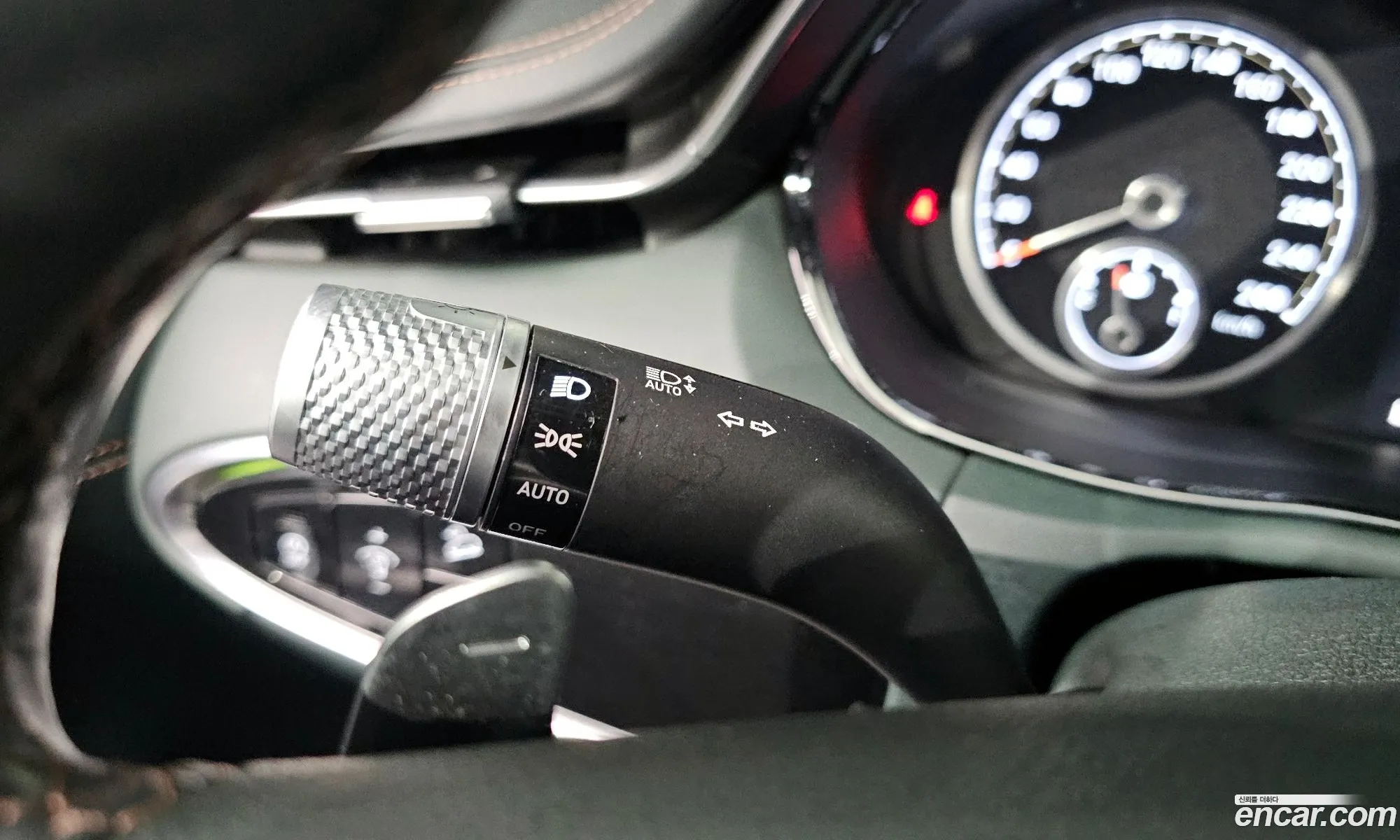 Genesis GV70 2023 — 15