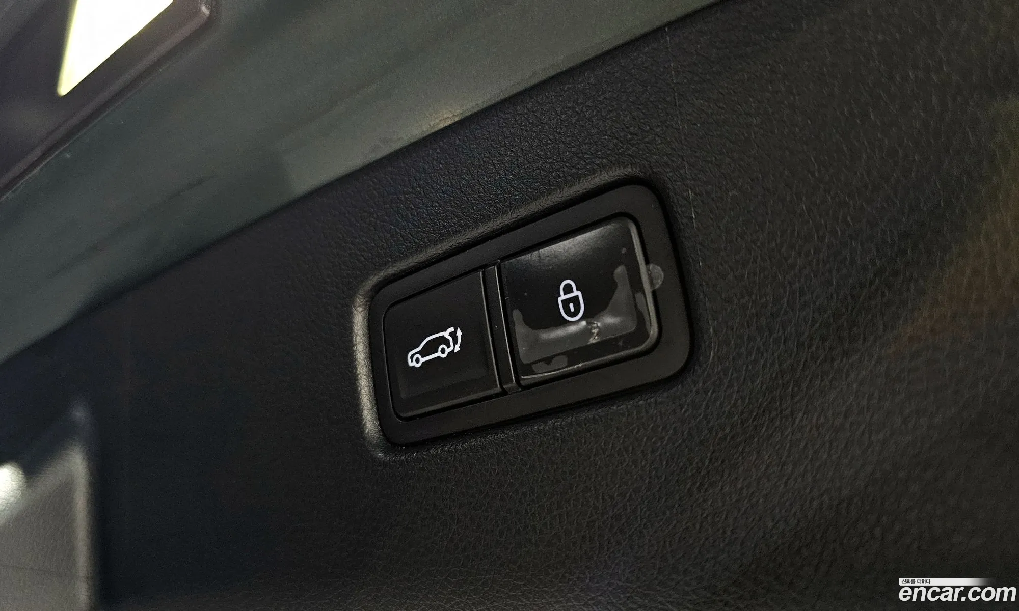 Genesis GV70 2023 — 23