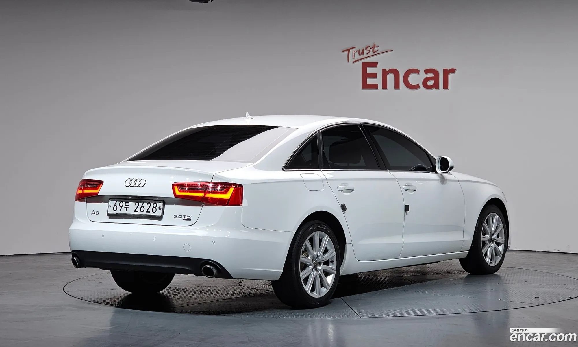 Audi A6 2014 — 10