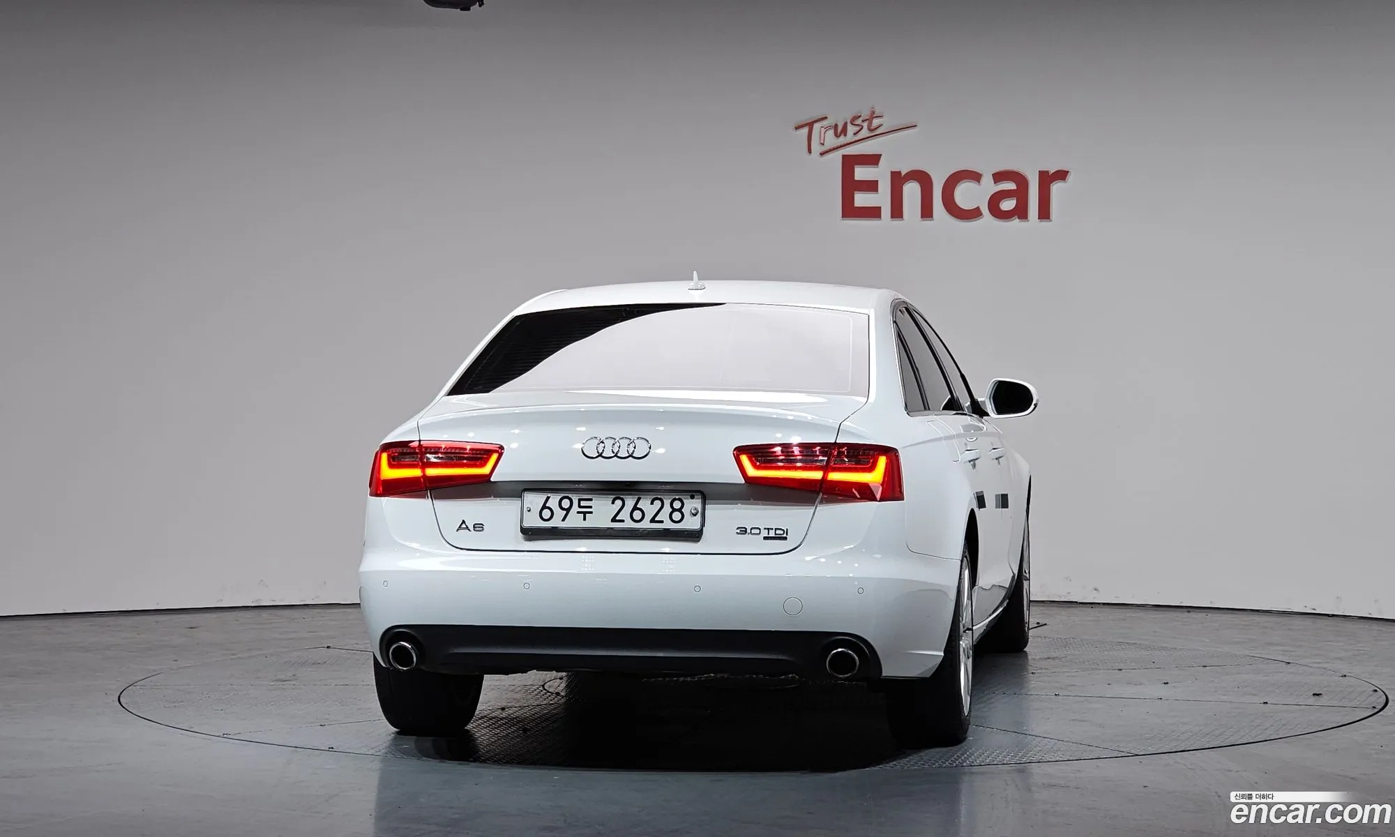 Audi A6 2014 — 32