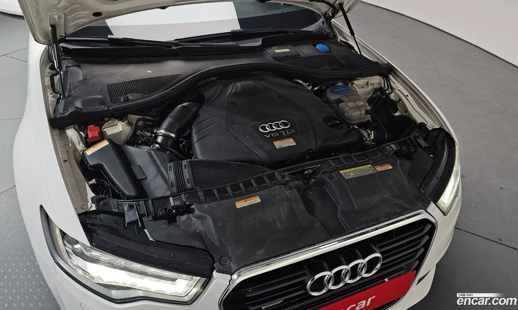 Audi A6 2014 — 25