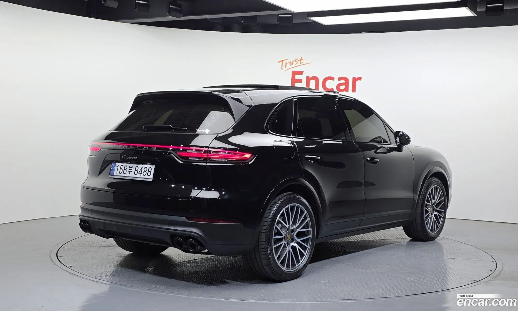 Porsche Cayenne 2023 — 18