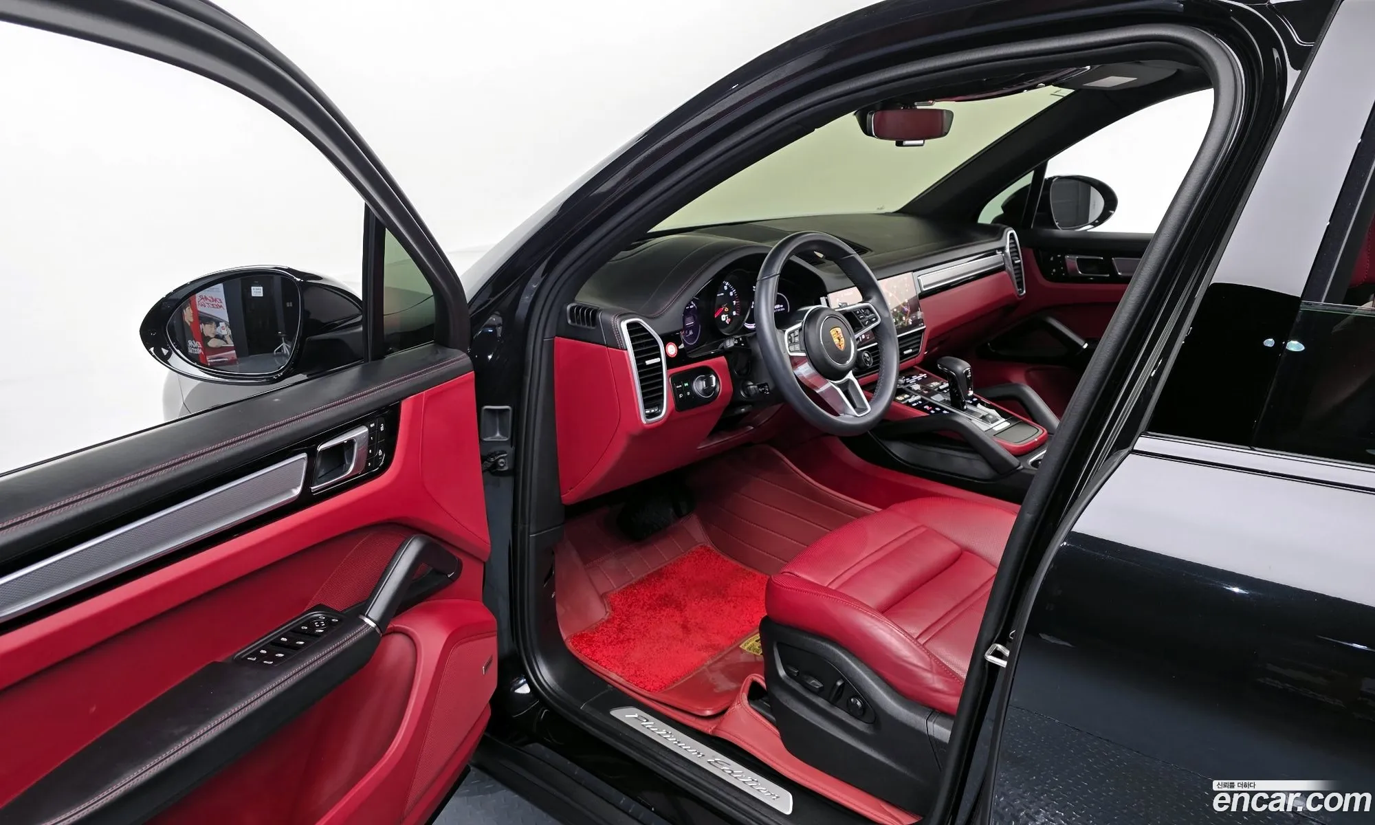 Porsche Cayenne 2023 — 2
