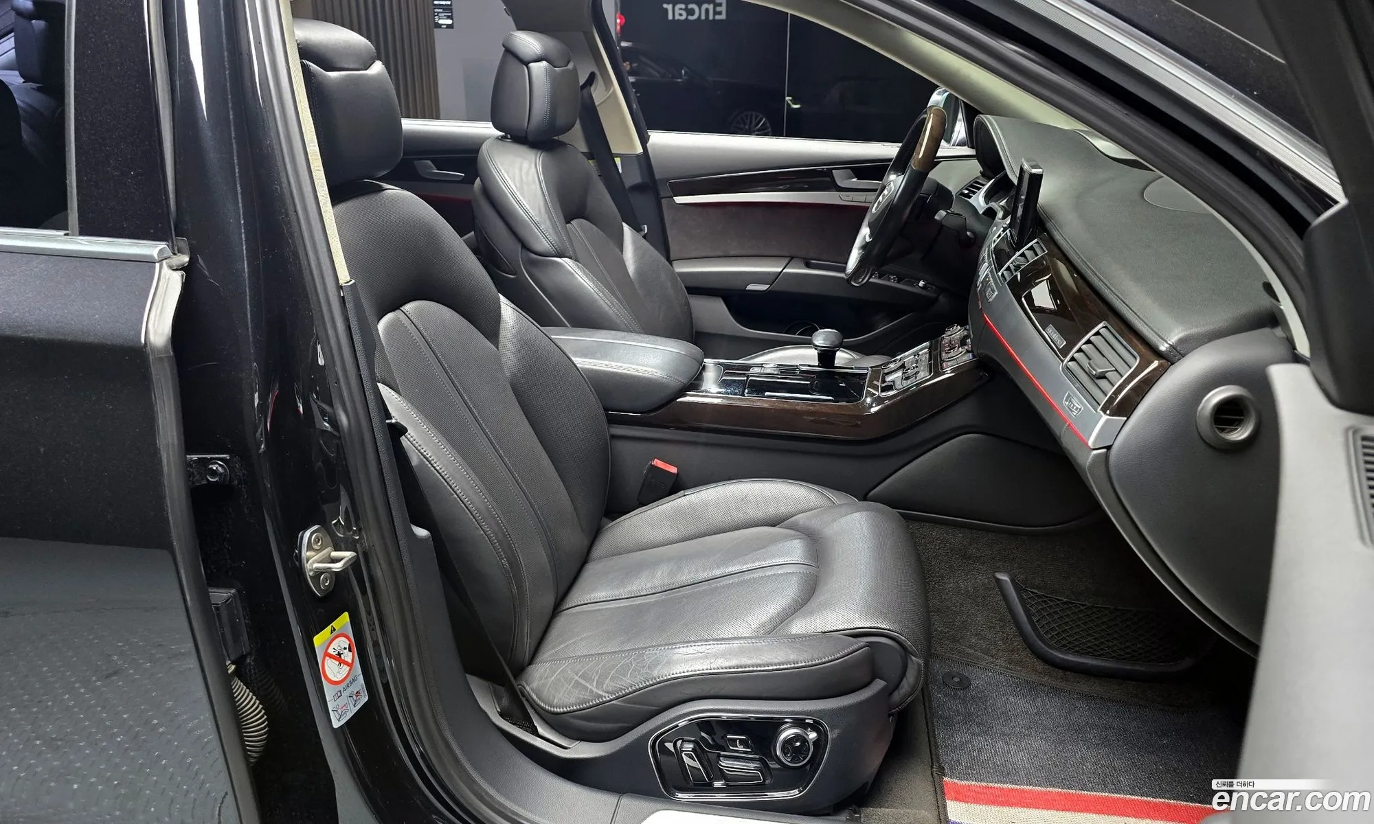 Audi A8 2014 WAUZZZ4HXFN000923 — 20