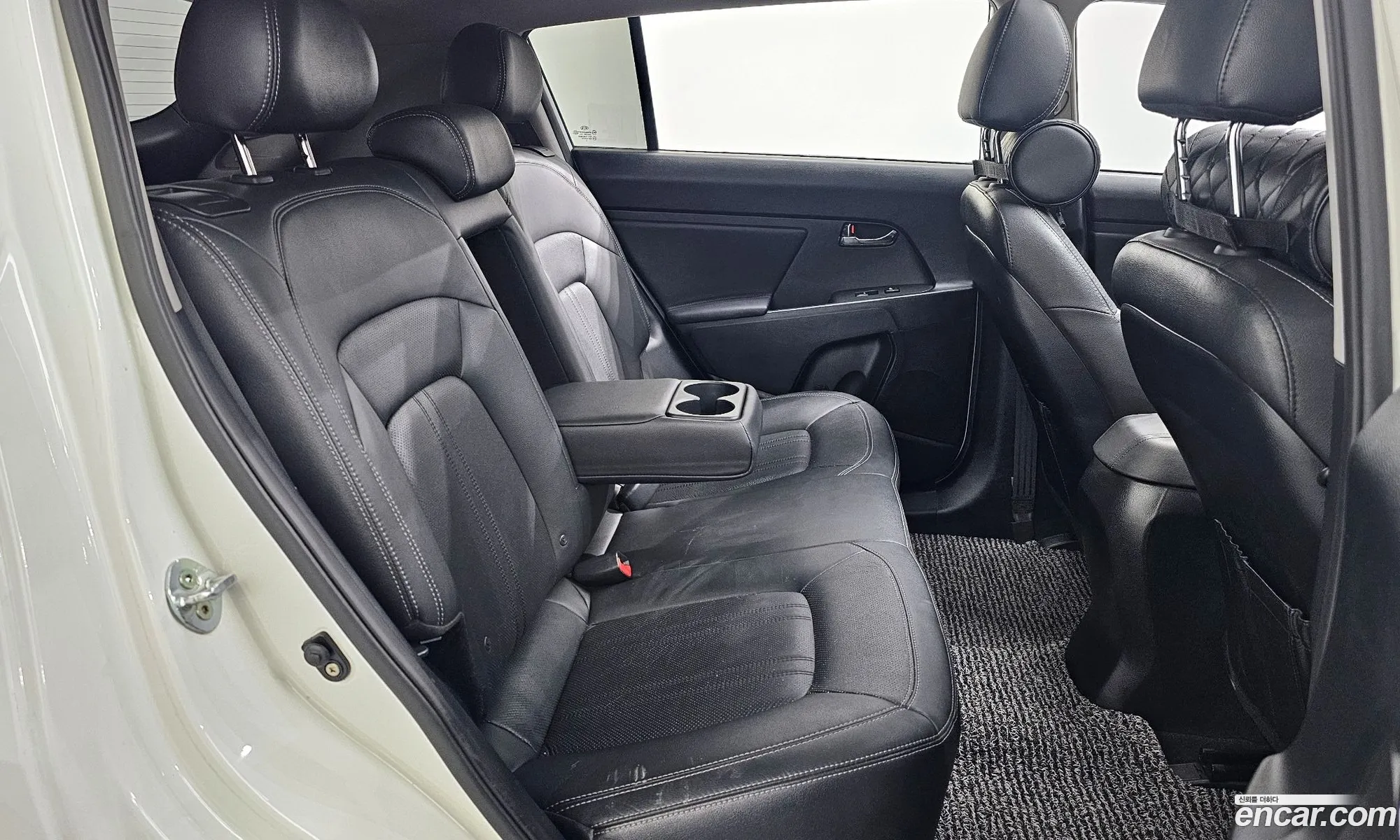 Kia Sportage R 2013 — 17