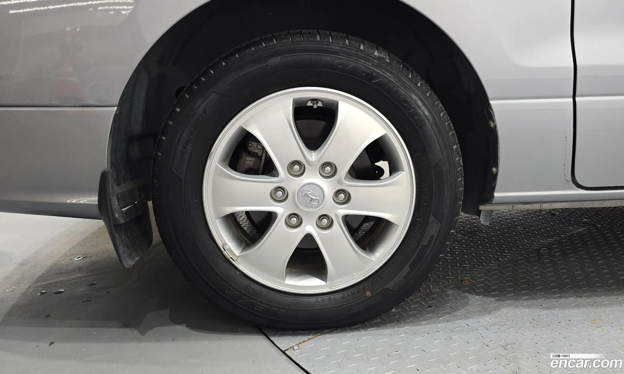 Hyundai Grand Starex 2020 — 24
