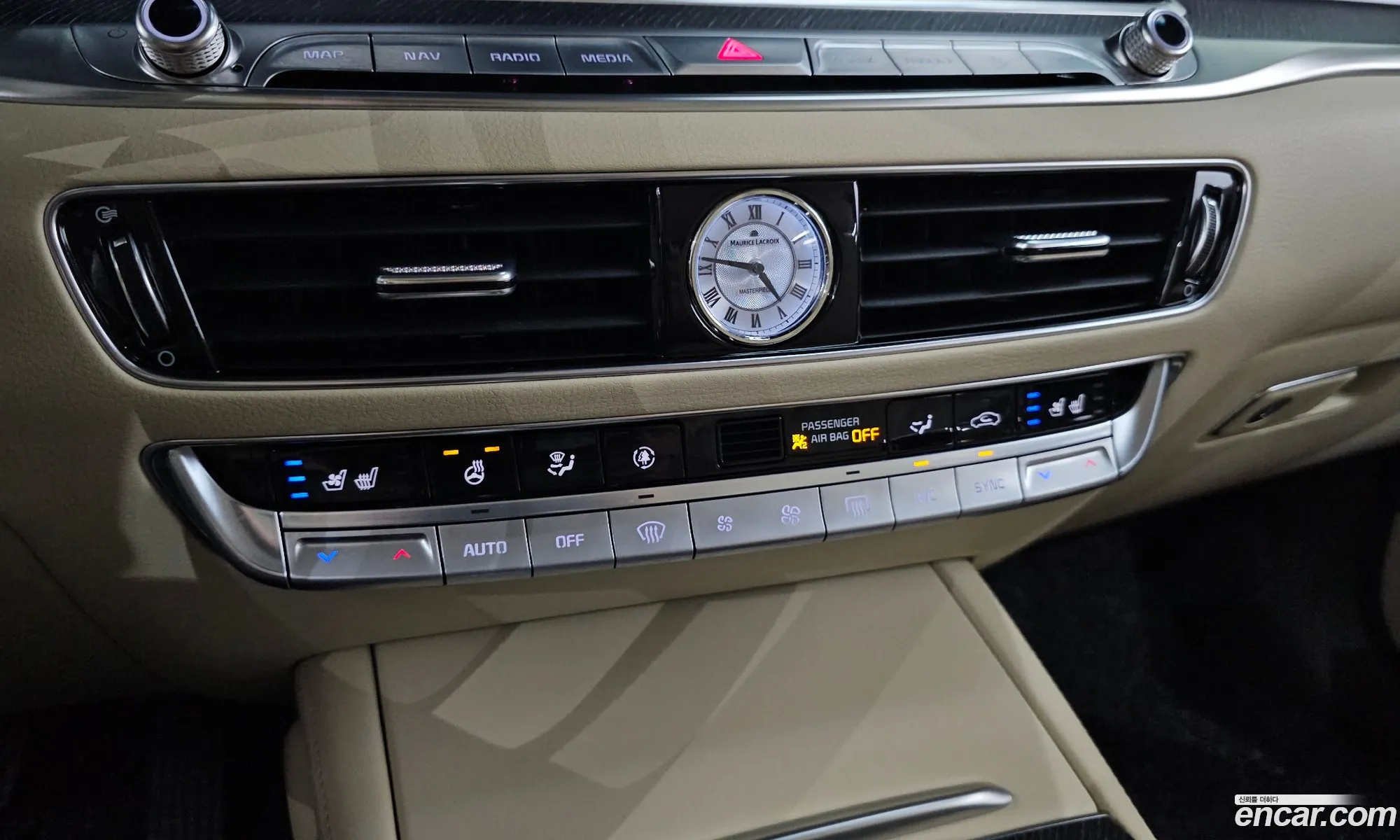 Kia K9 2021 — 36