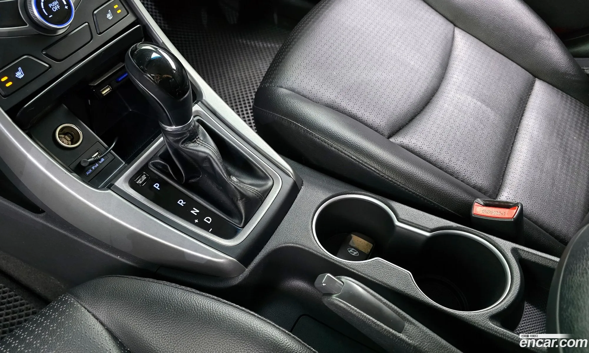 Hyundai Elantra 2014 — 17