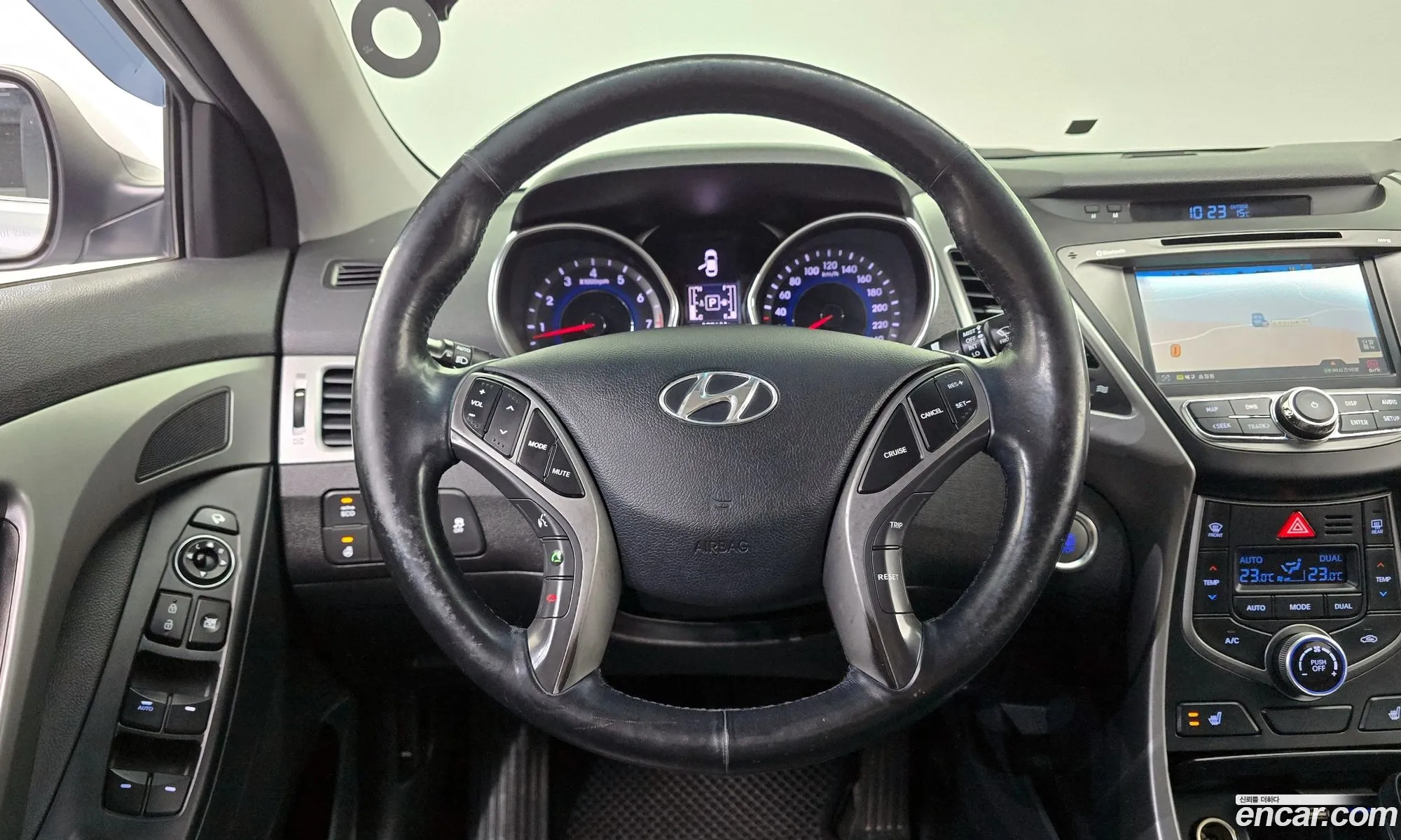 Hyundai Elantra 2014 — 15