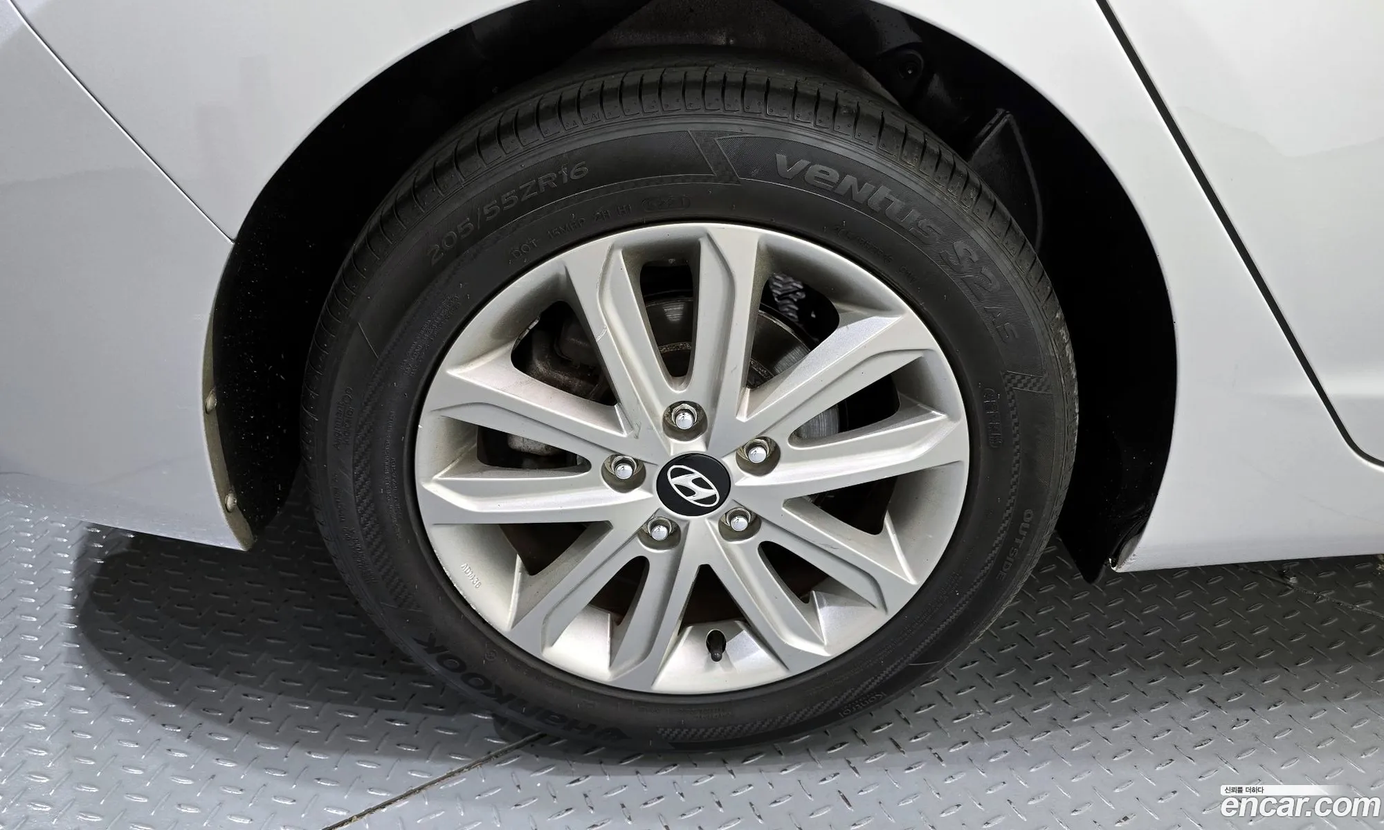 Hyundai Elantra 2014 — 13