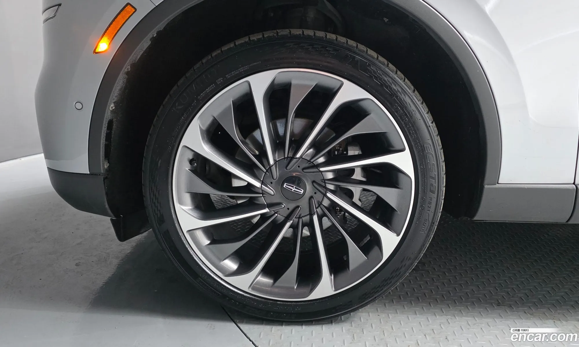 Lincoln Aviator 2021 — 14