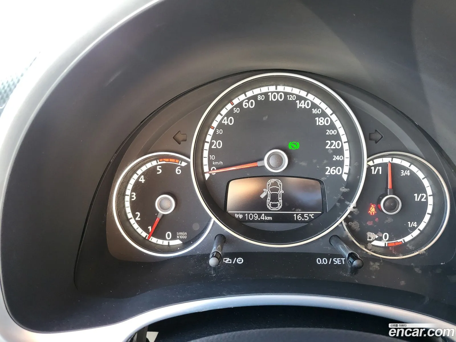 Volkswagen The Beetle 2013 — 2
