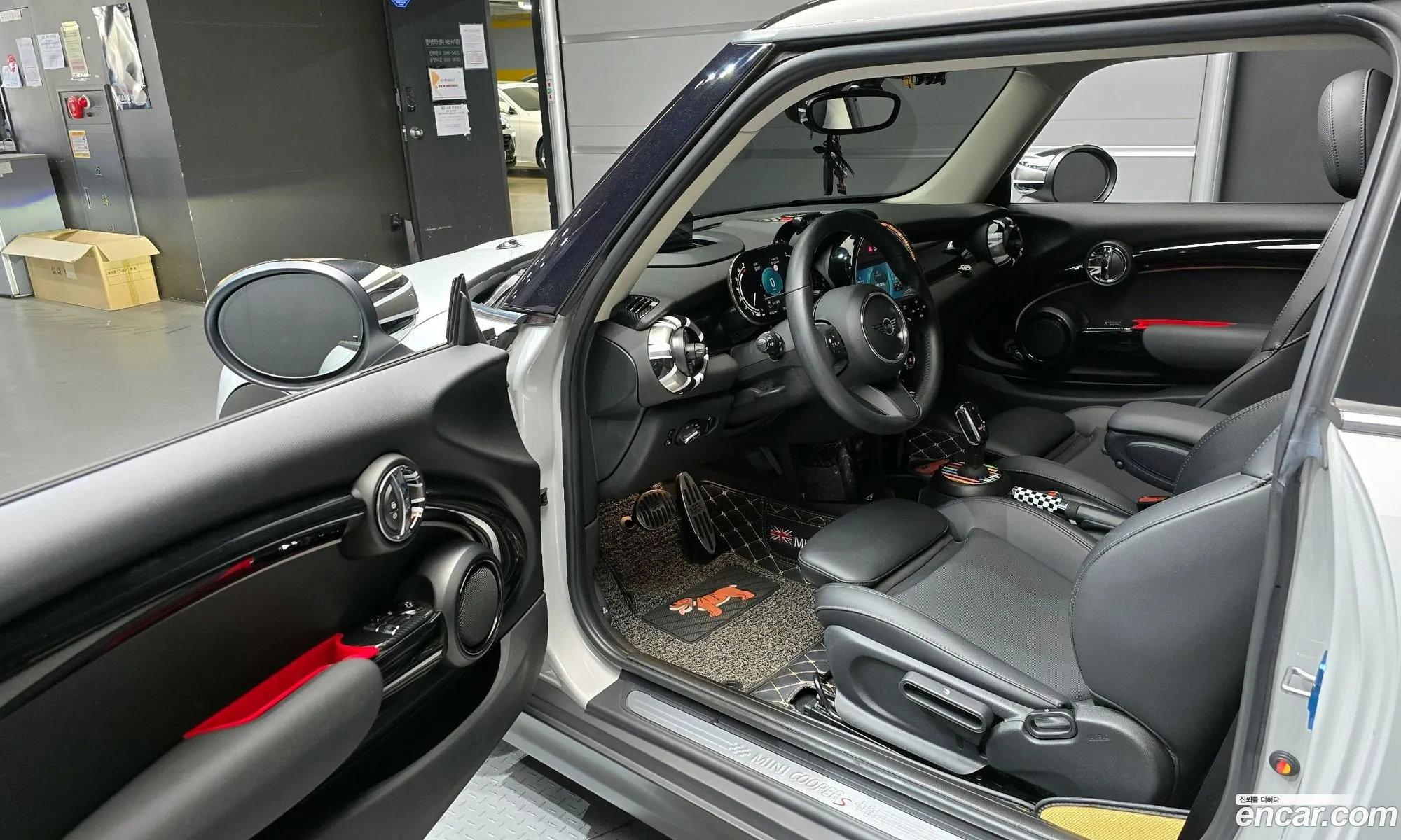 Mini Cooper S 2021 WMW61DH08N2P84360 — 8