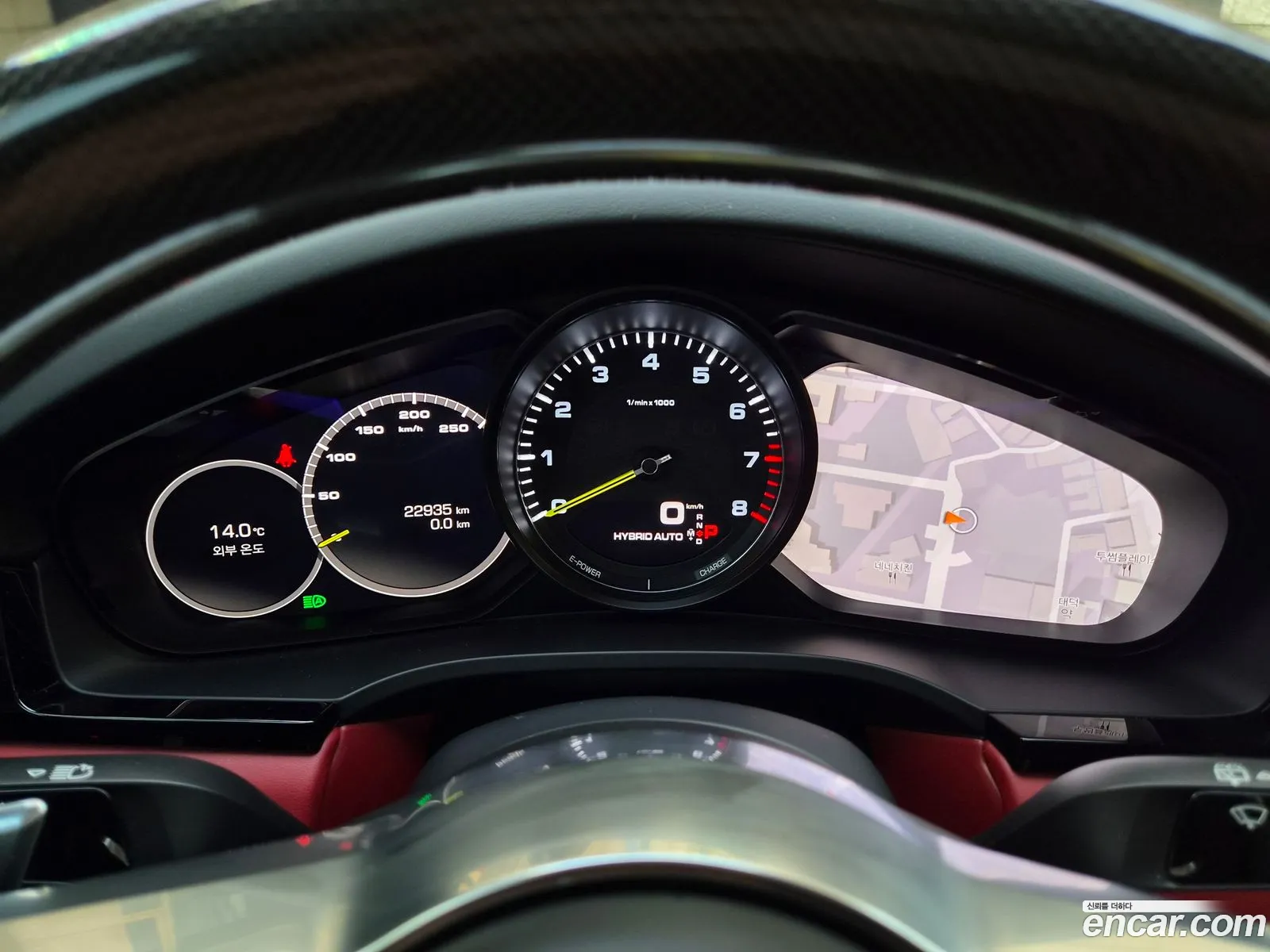 Porsche Cayenne 2020 — 11