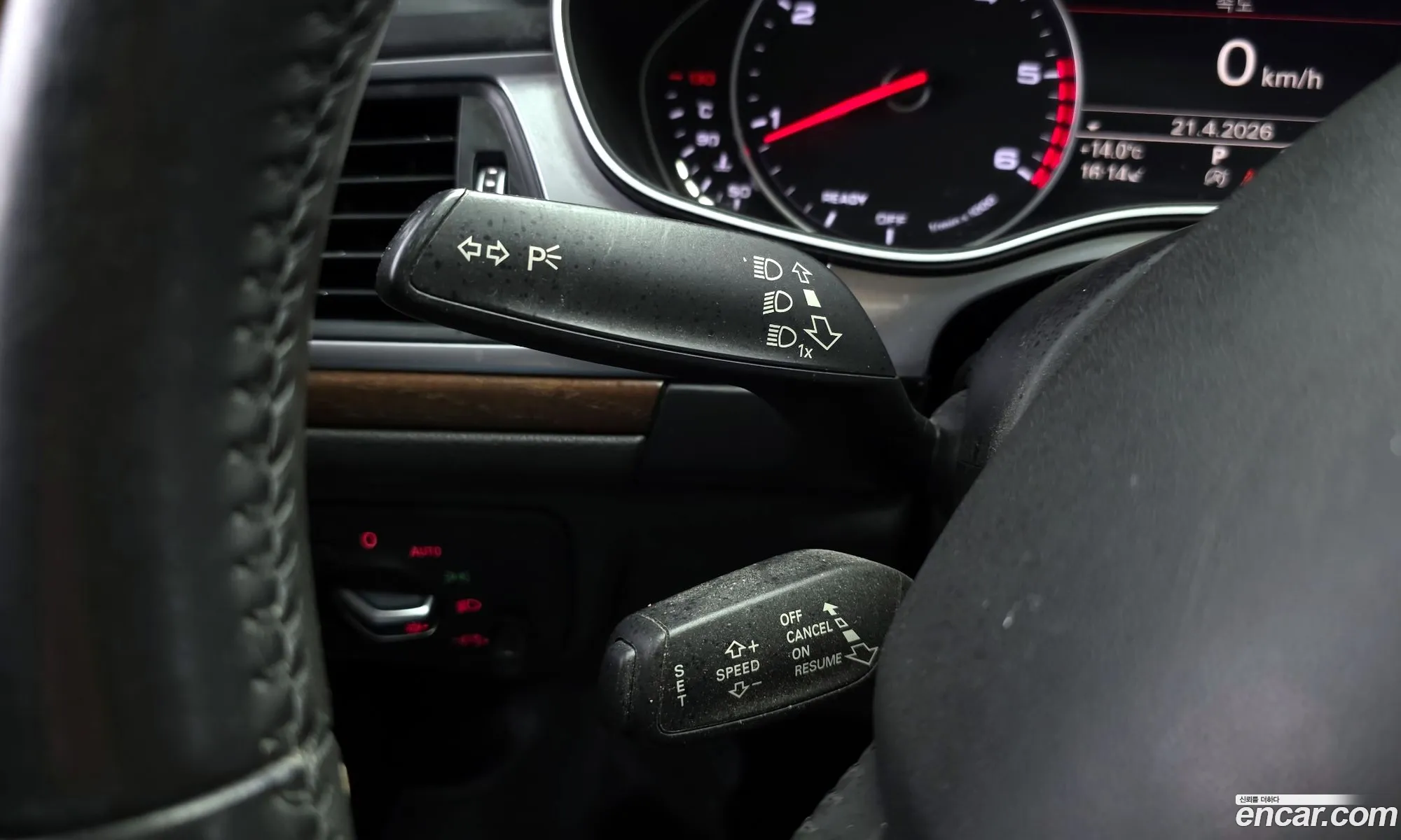 Audi A6 2015 — 2