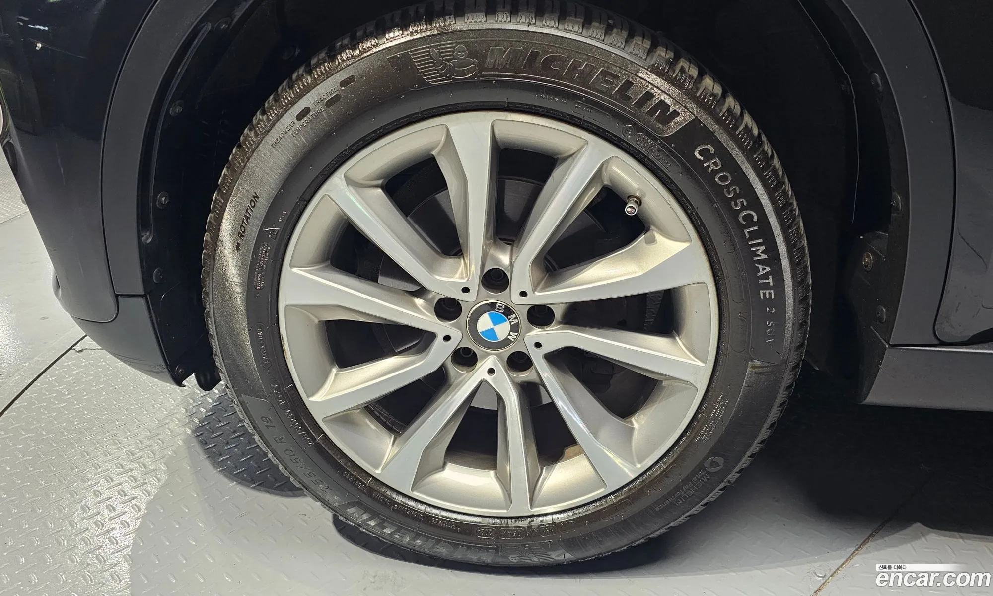 BMW X6 2017 WBAKV2109H0V39682 — 15