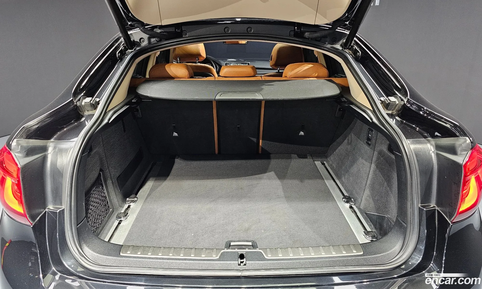 BMW X6 2017 WBAKV2109H0V39682 — 18