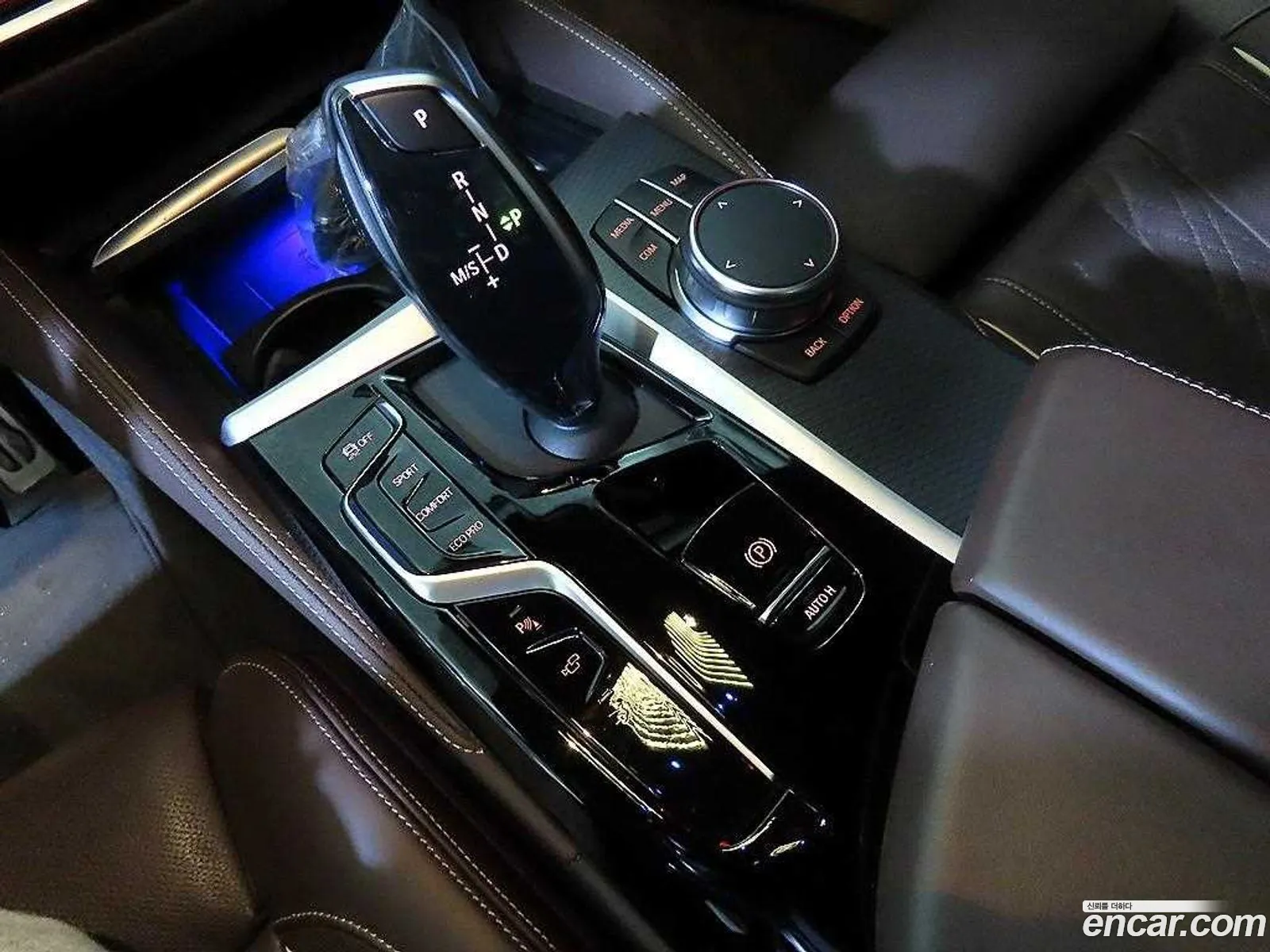 BMW 6 Series GT 2023 — 18