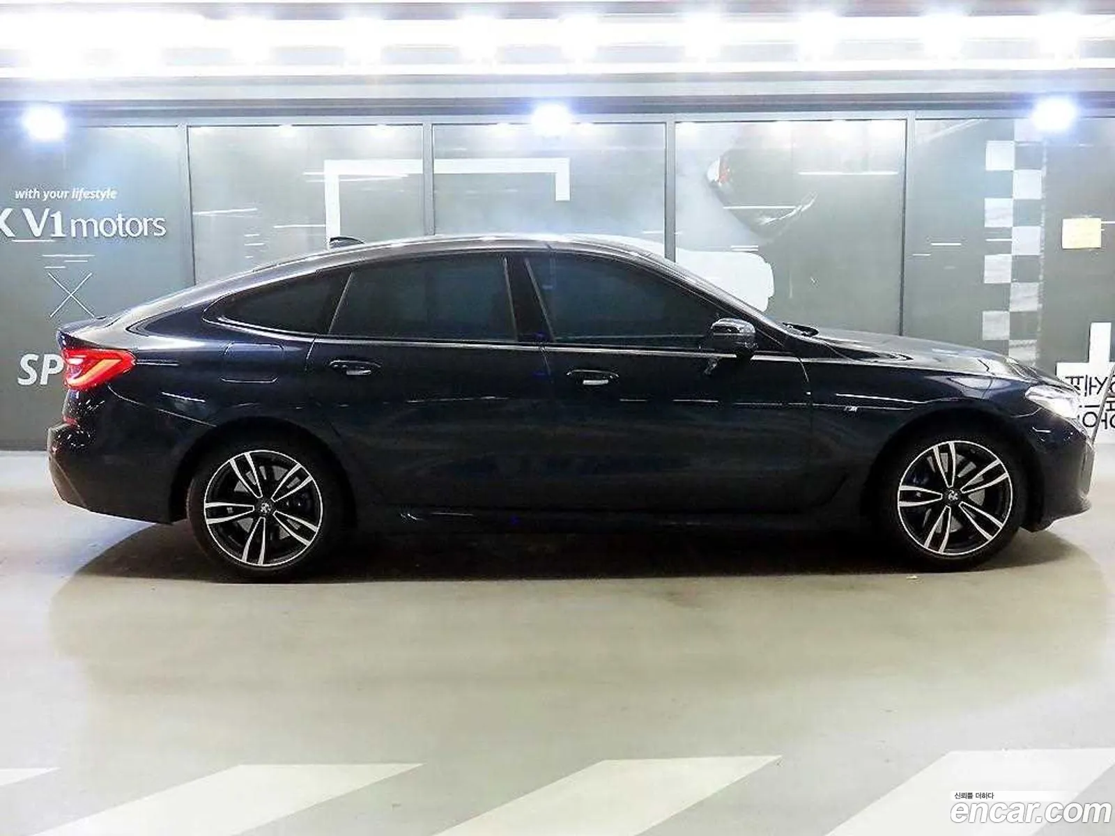 BMW 6 Series GT 2023 — 3