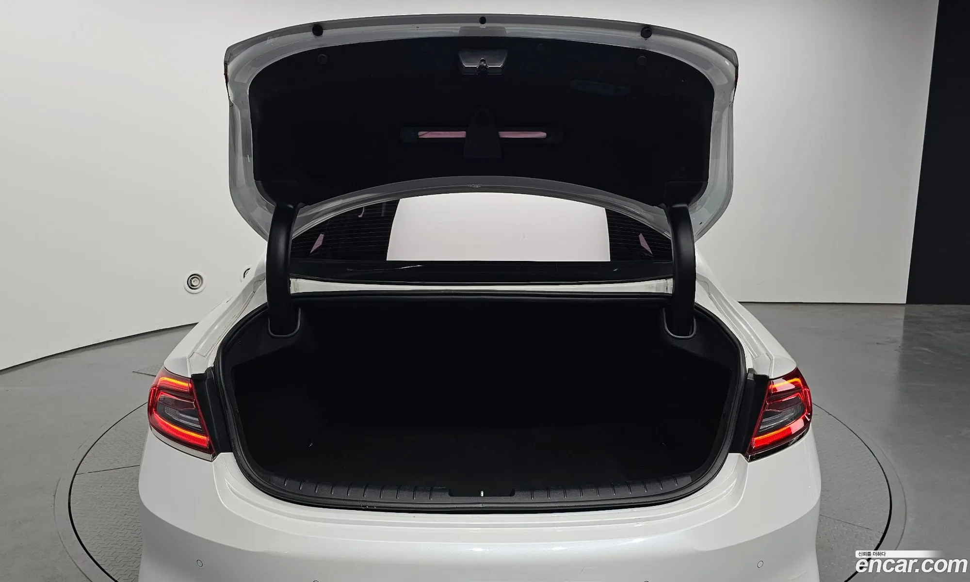 Hyundai Grandeur IG 2018 — 12