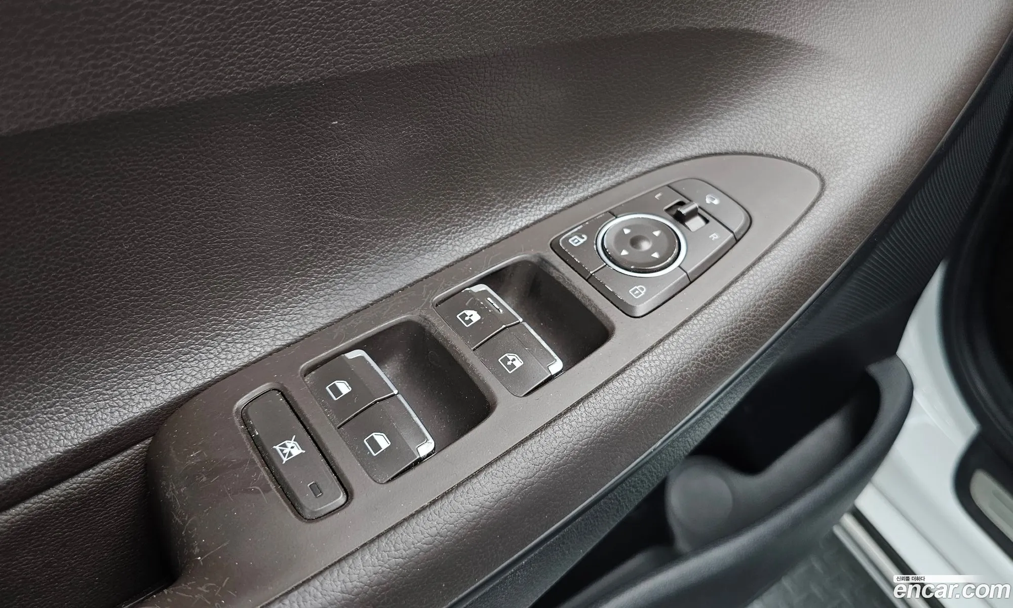 Hyundai Grandeur IG 2018 — 19