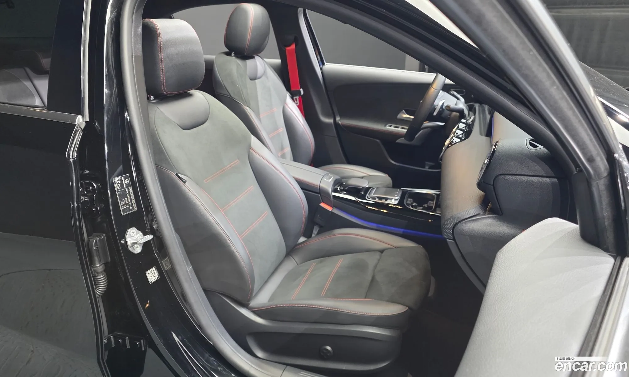 Mercedes-Benz A-Class W177 2020 — 16