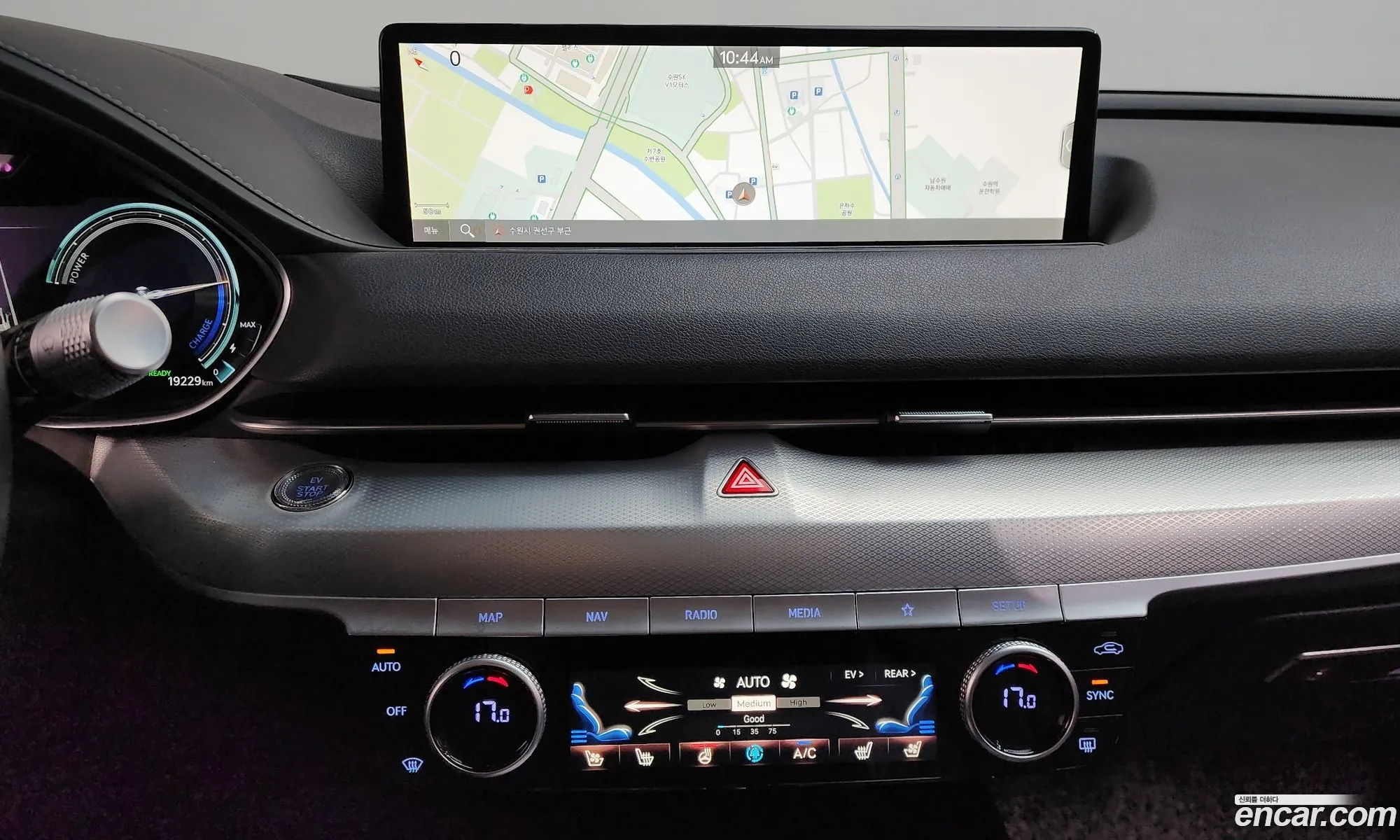 Genesis Electrified G80 2022 — 9