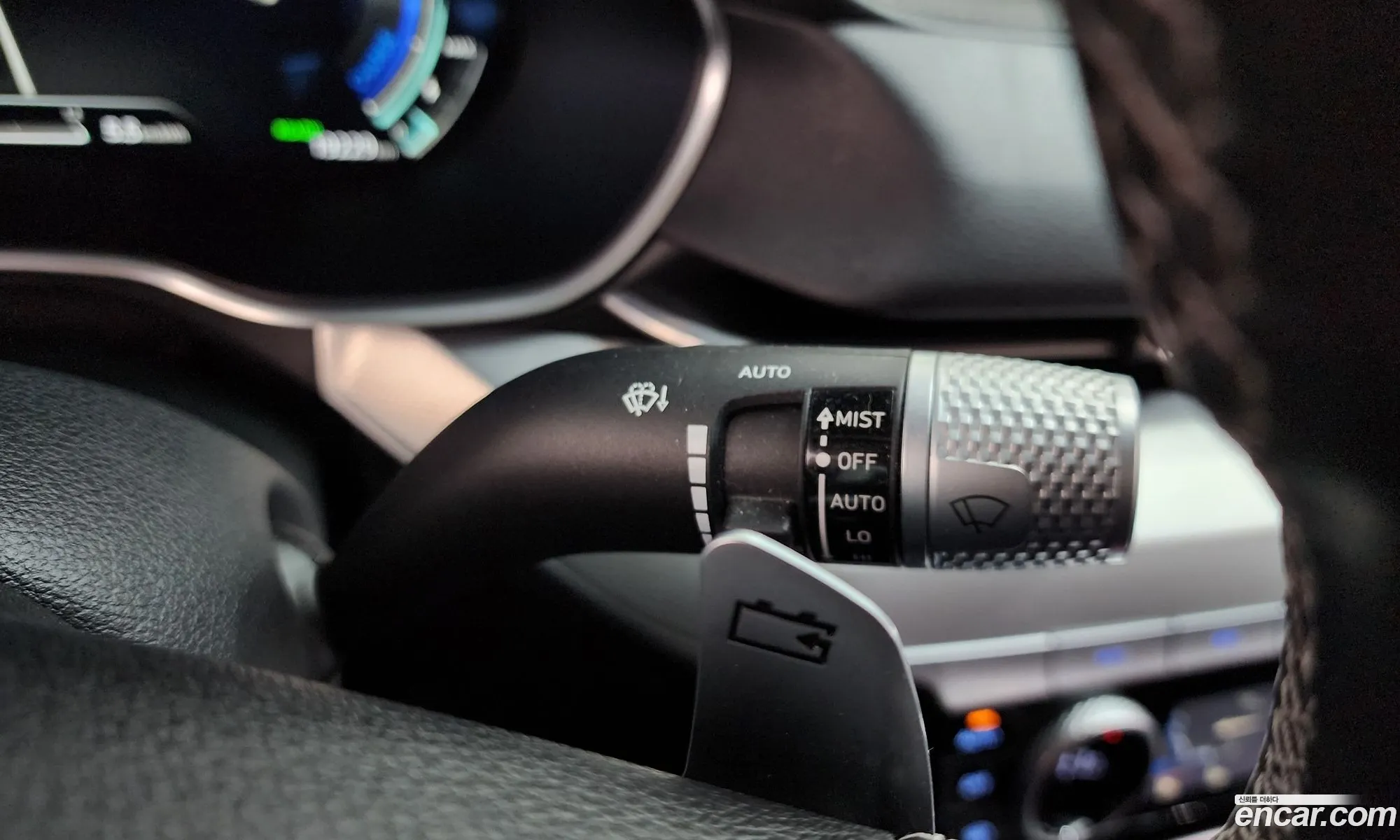 Genesis Electrified G80 2022 — 16