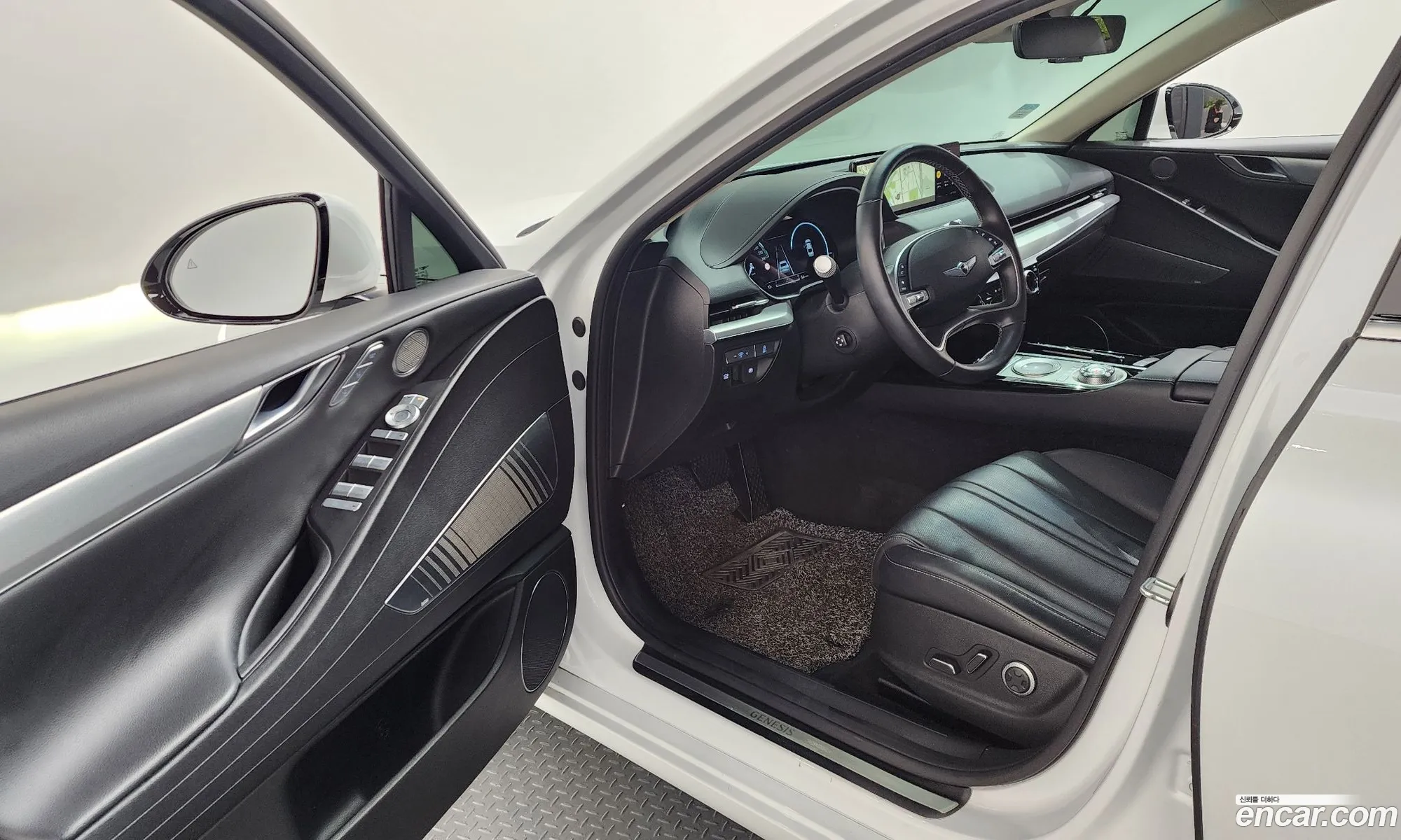 Genesis Electrified G80 2022 — 6