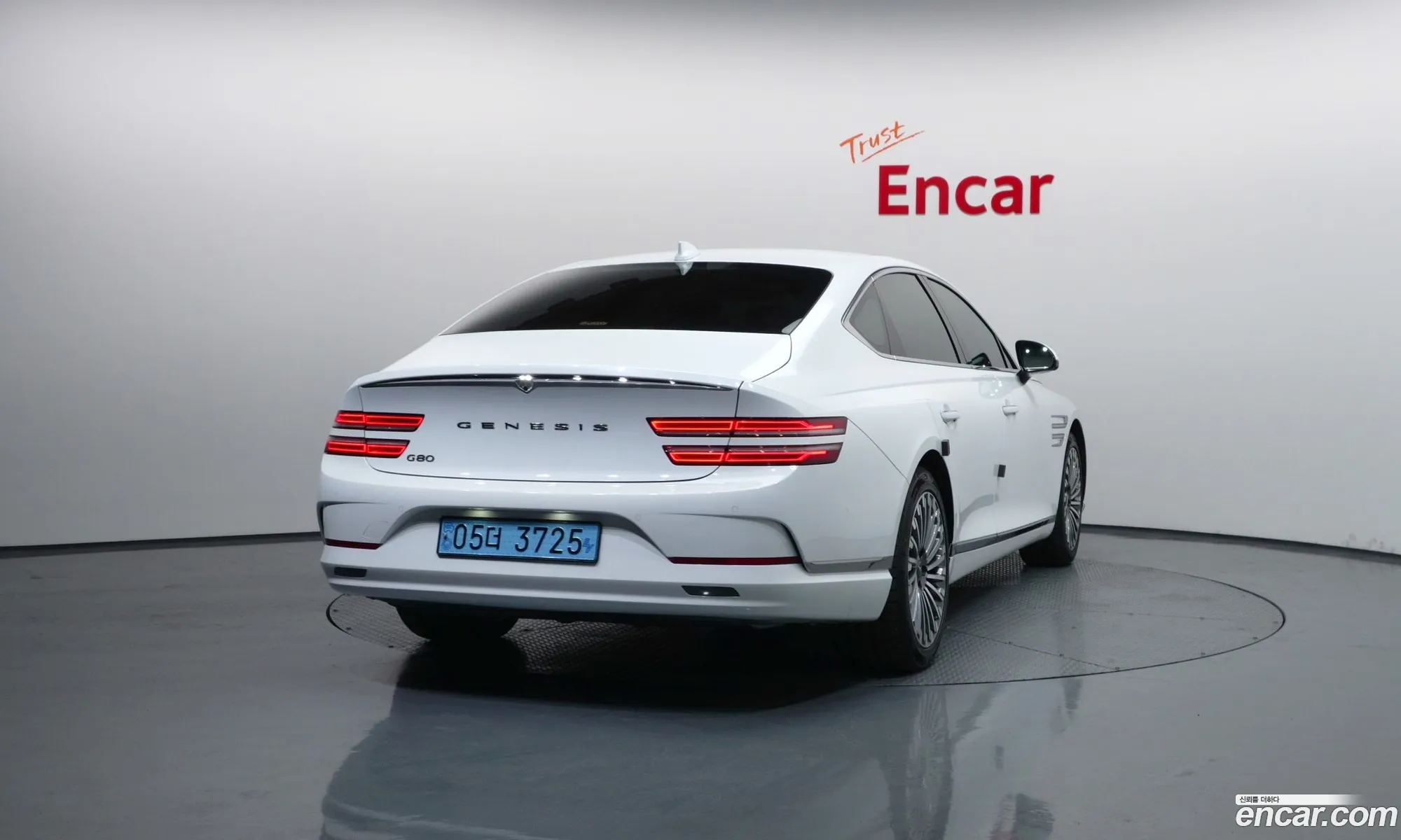 Genesis Electrified G80 2022 — 5