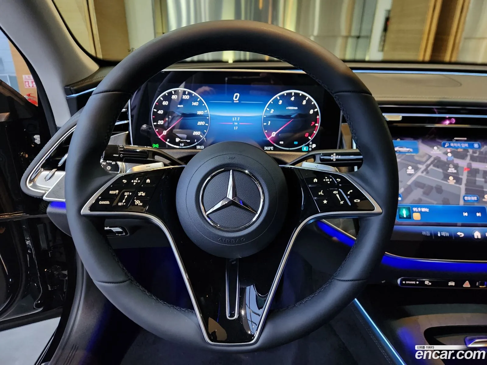 Mercedes-Benz E-Class W214 2025 — 4