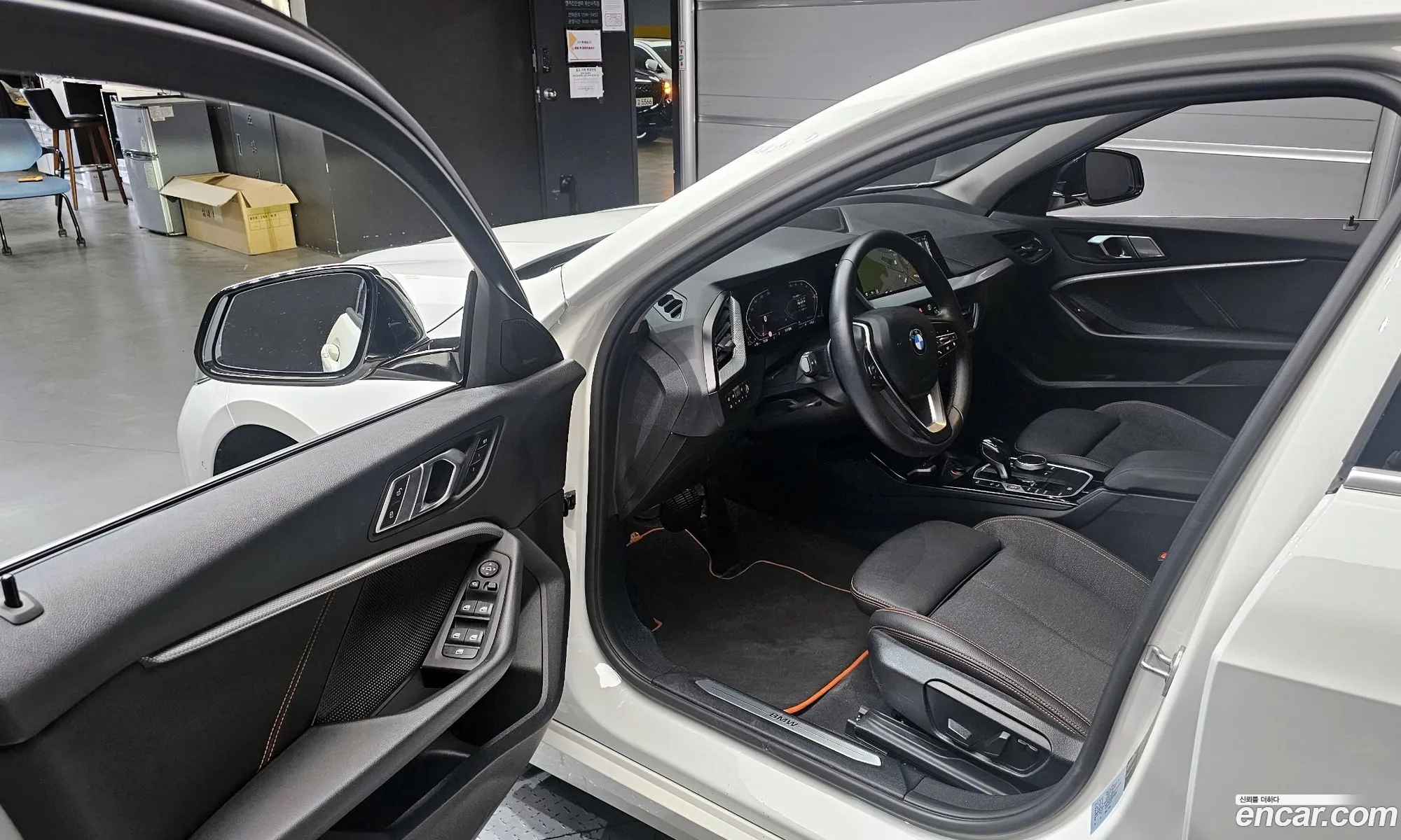 BMW 1 Series 2021 — 21