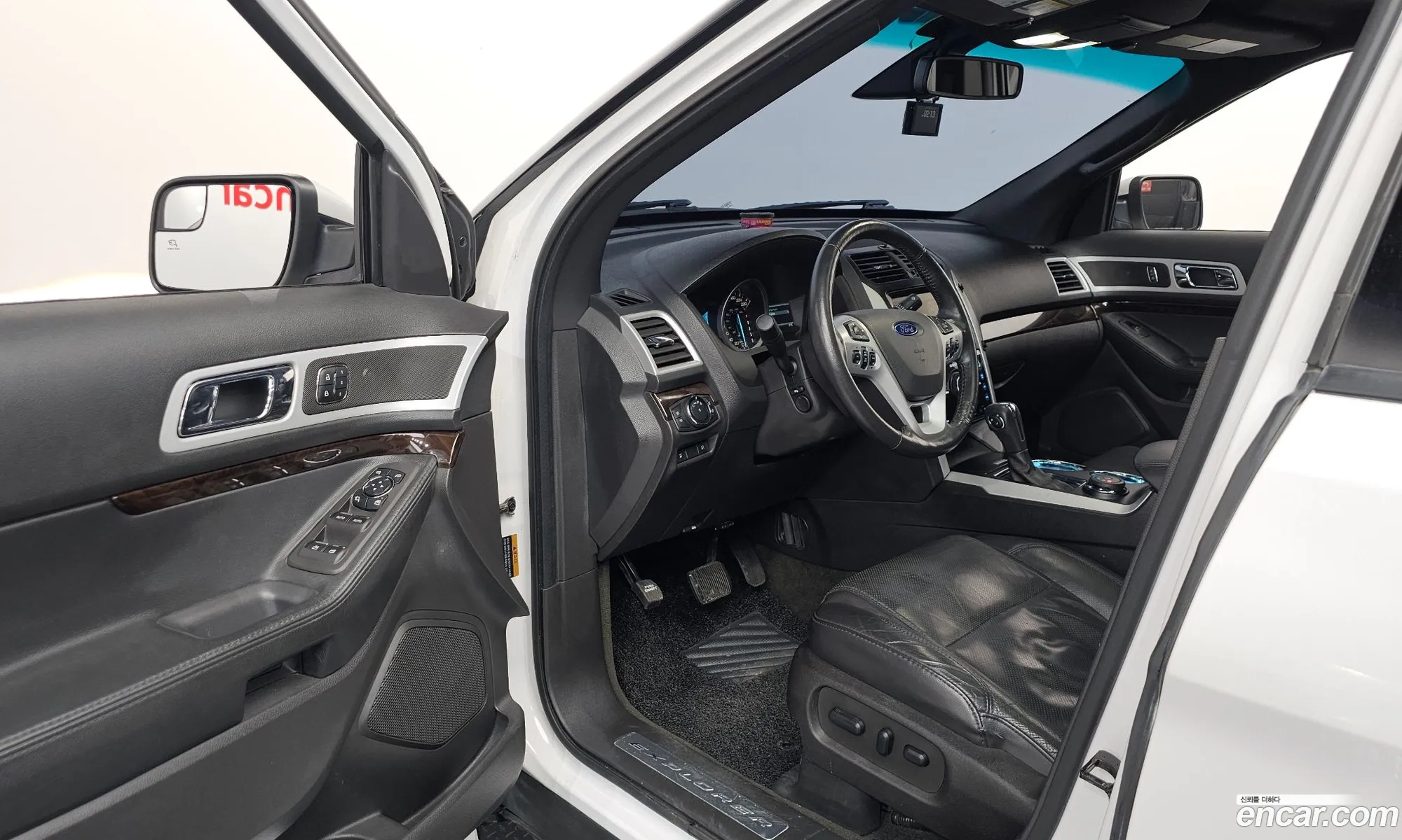 Ford Explorer 2013 1FM5K8F81EGA83024 — 3