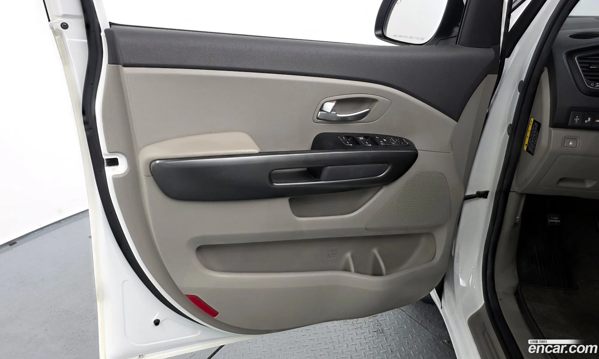 Kia Carnival 2018 — 6