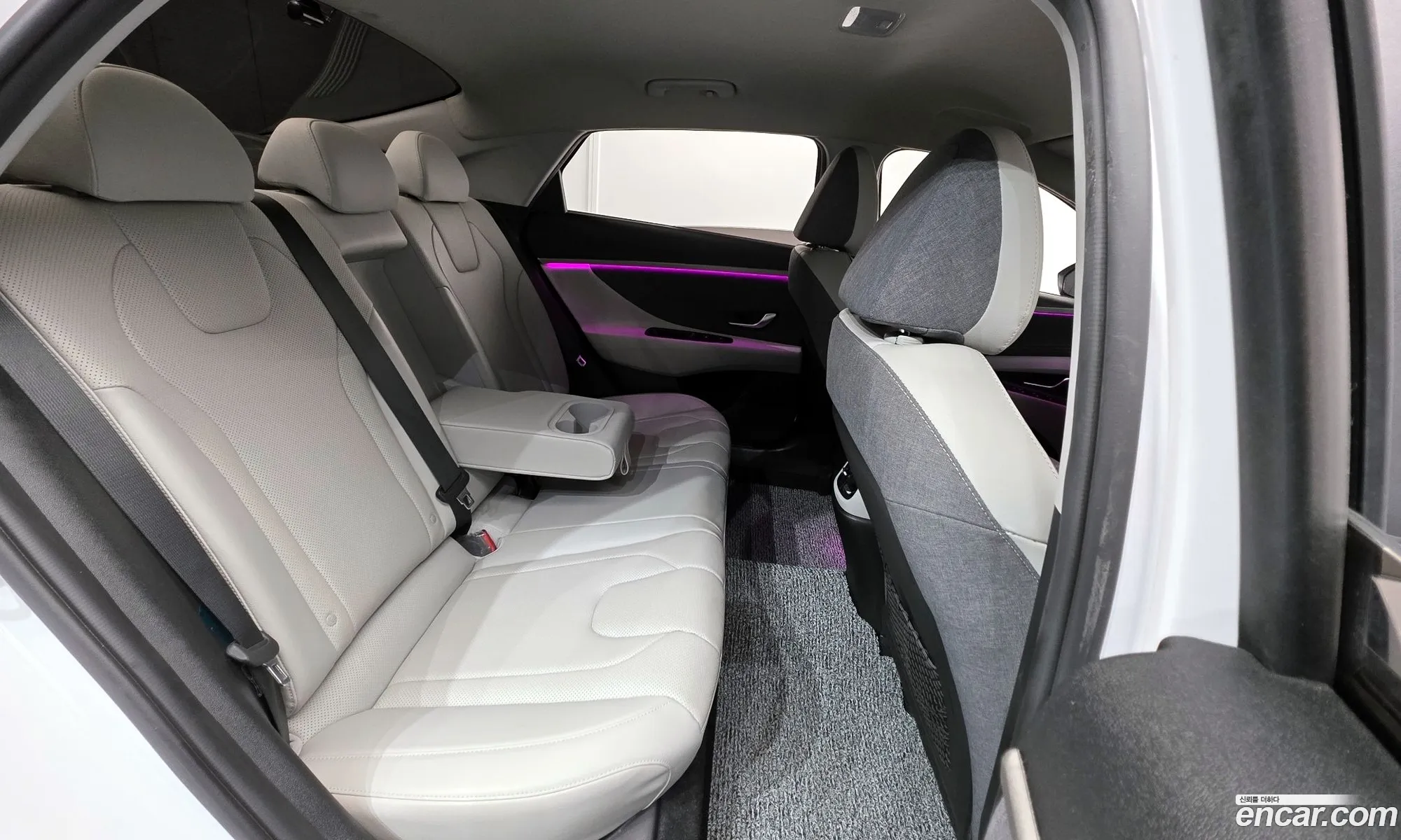 Hyundai Elantra 2021 — 3