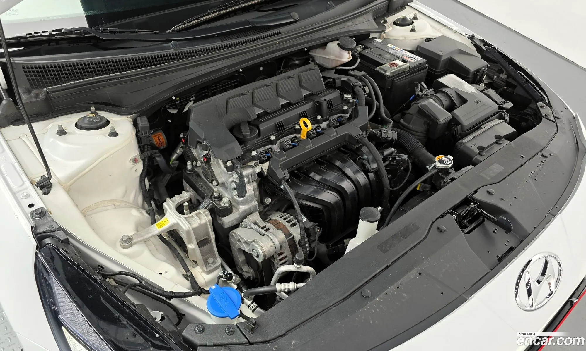 Hyundai Elantra 2021 — 14
