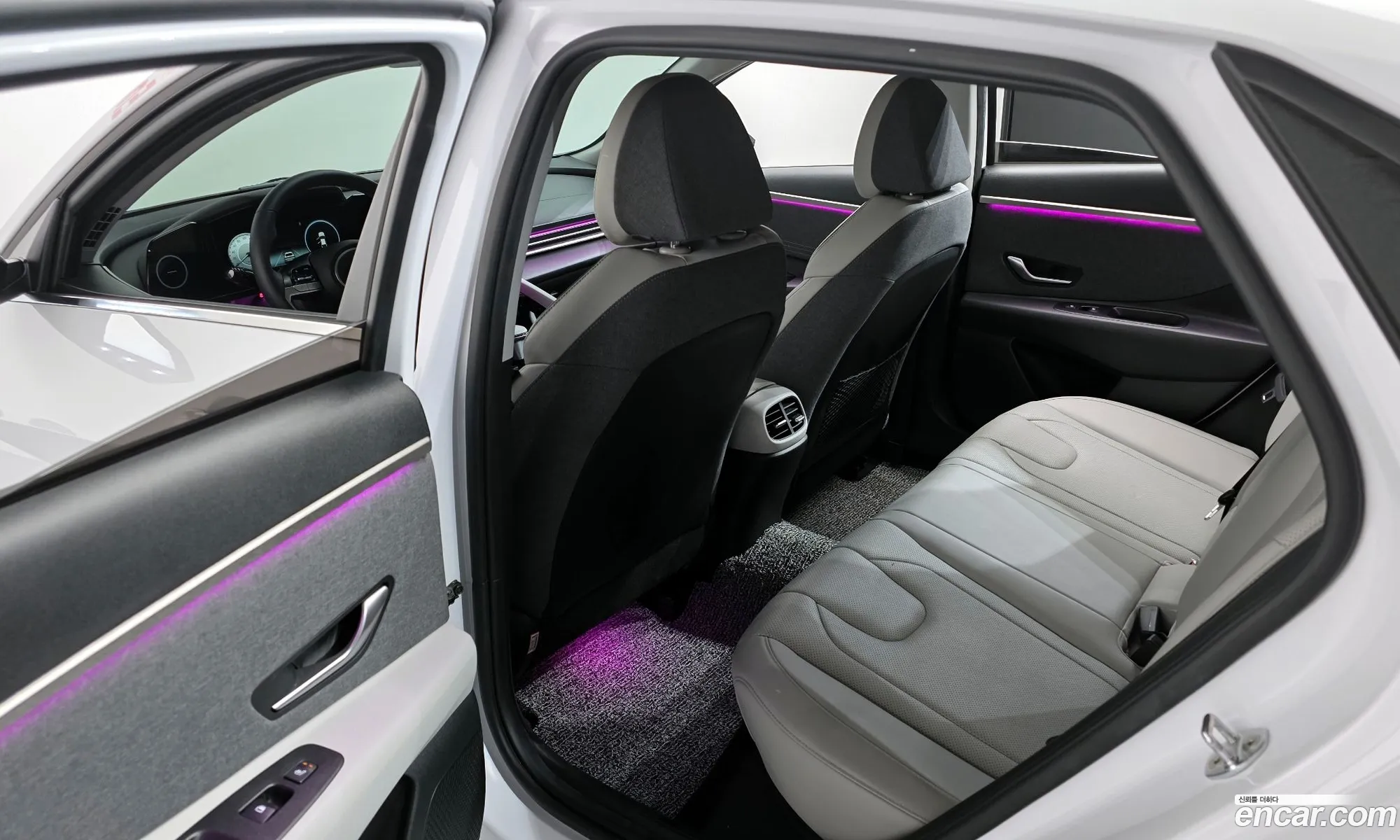 Hyundai Elantra 2021 — 13