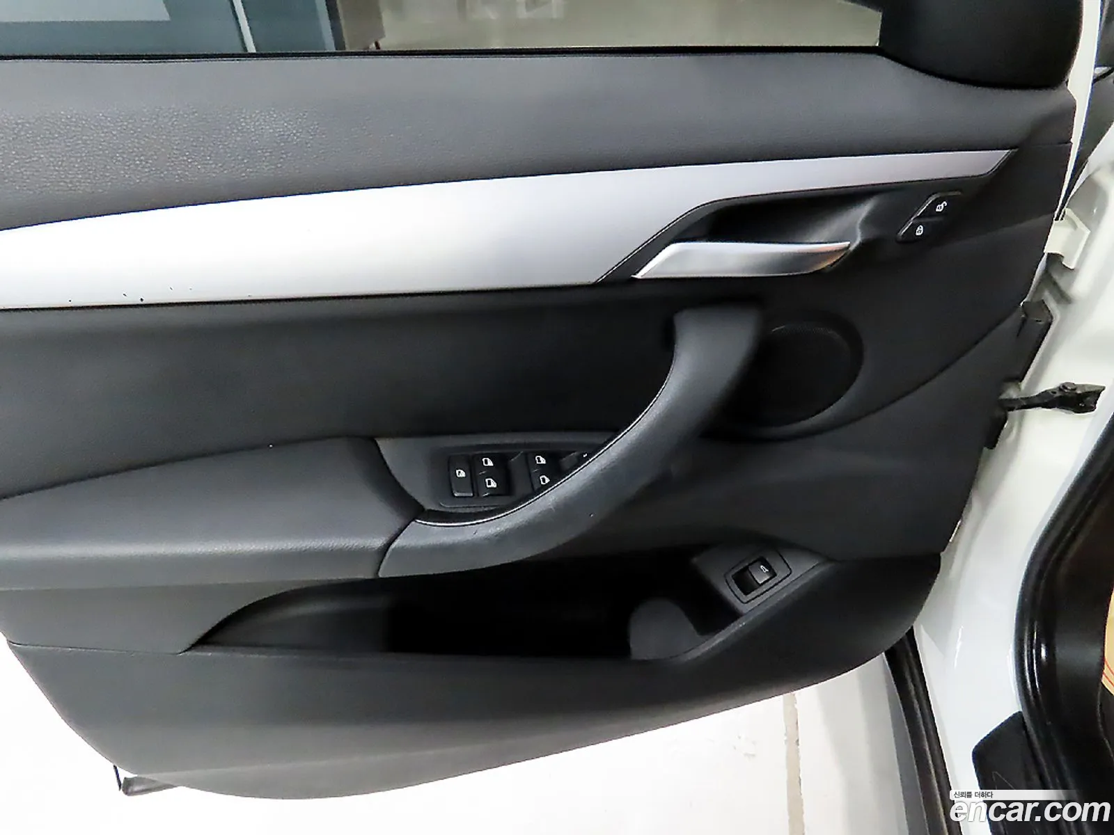 BMW X1 2016 — 17