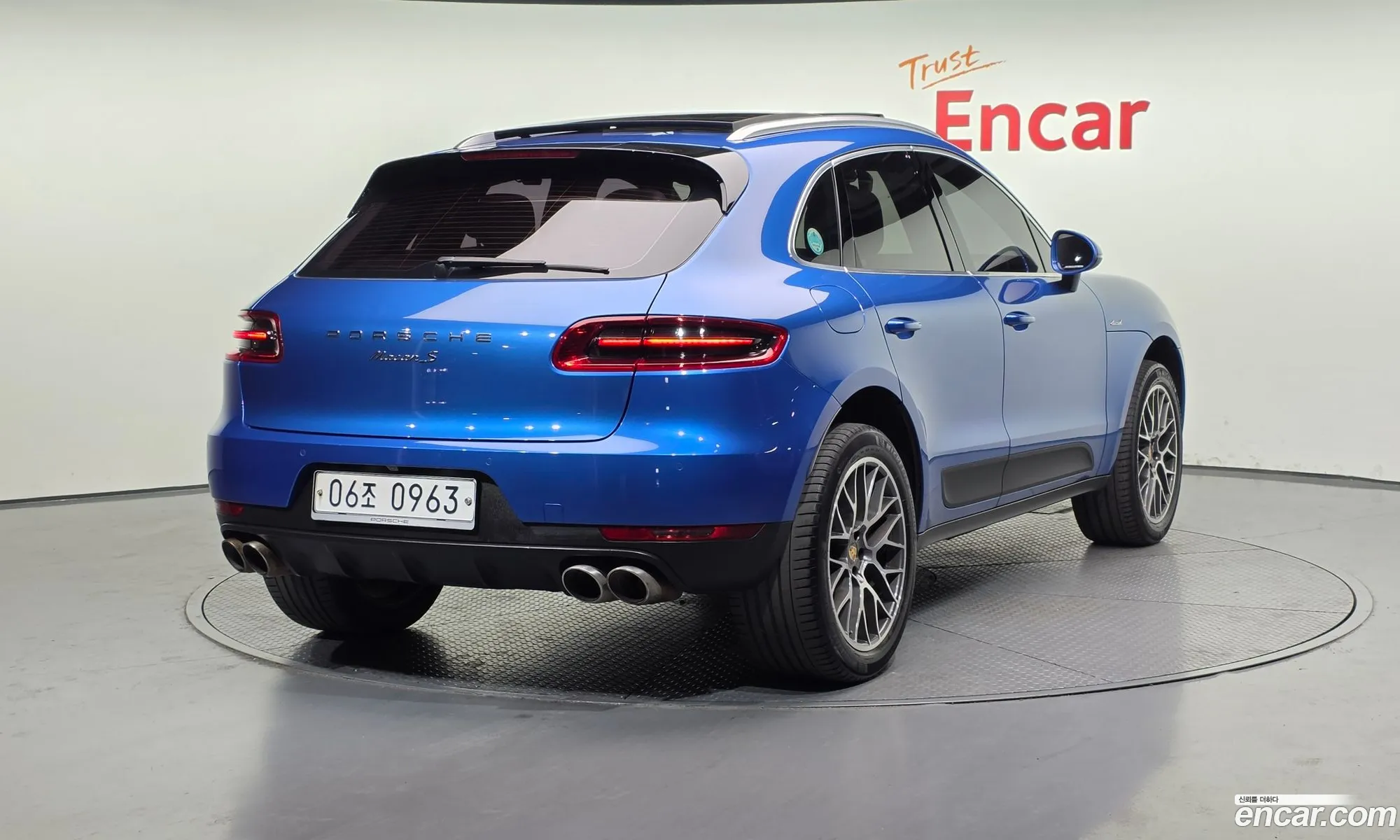 Porsche Macan 2016 WP1AD2950HLB70029 — 5