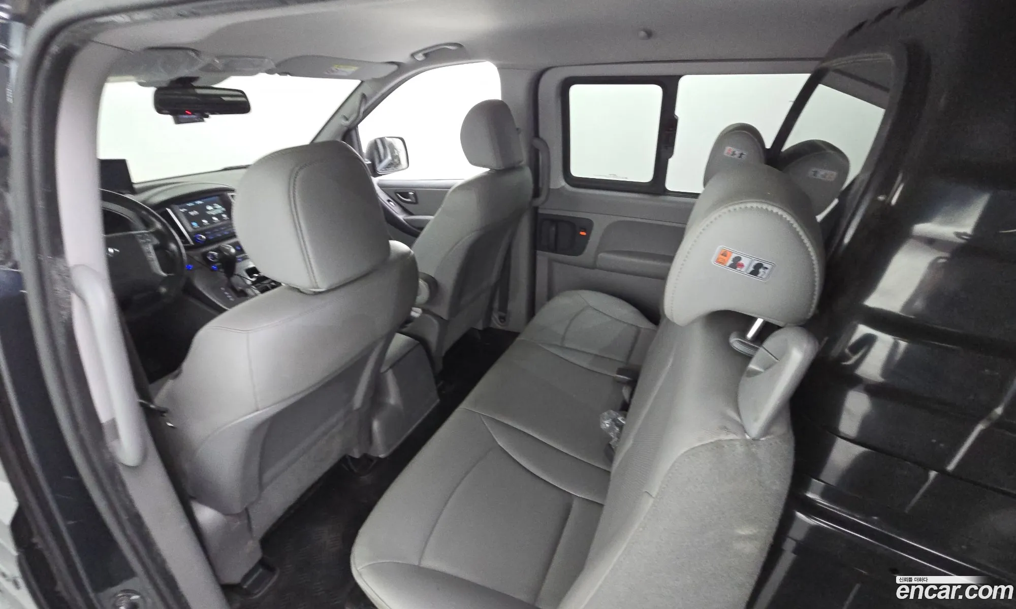 Hyundai Grand Starex 2021 — 21