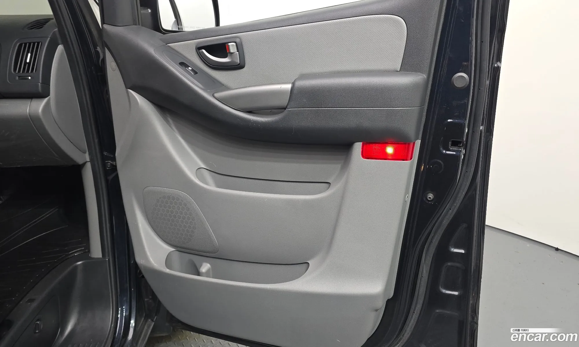 Hyundai Grand Starex 2021 — 11