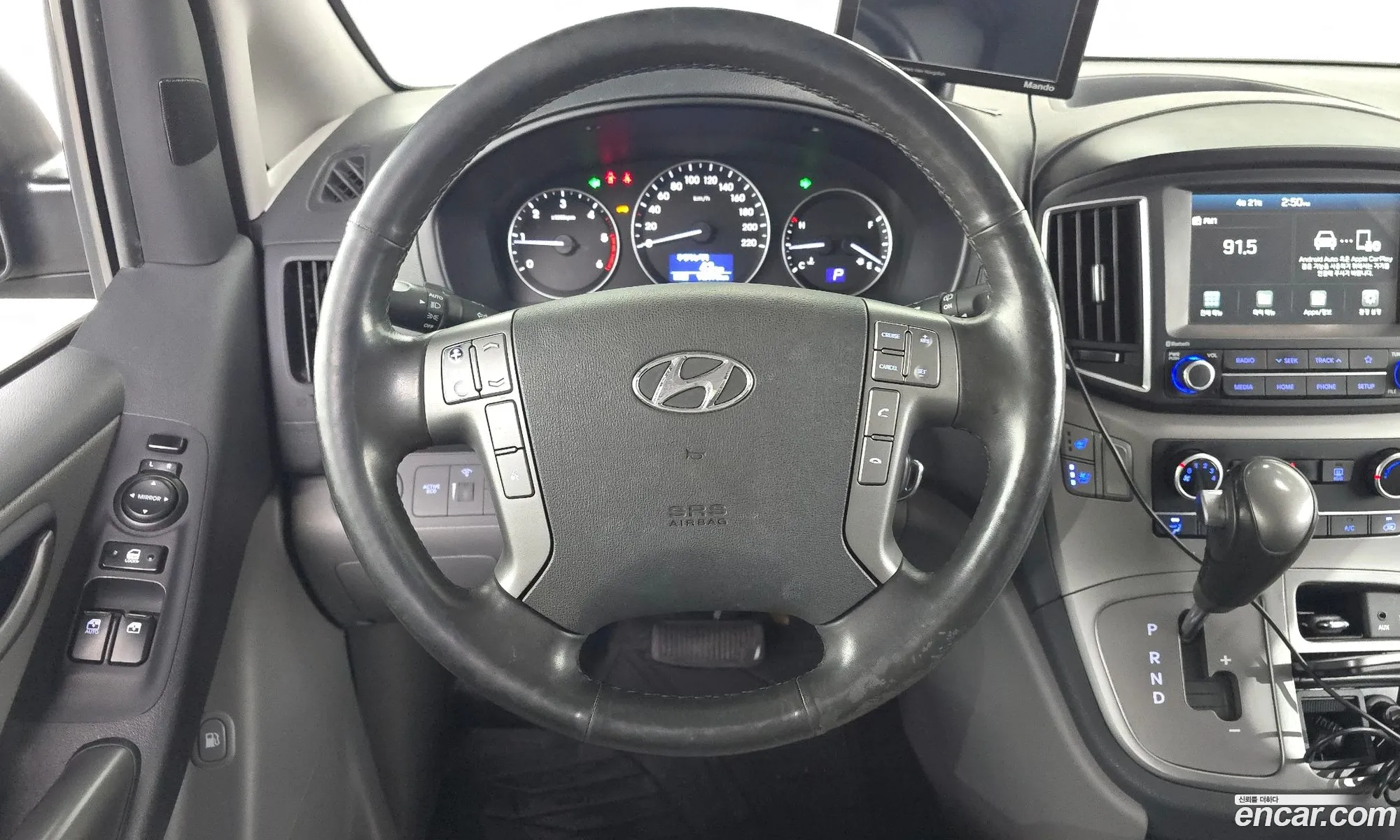 Hyundai Grand Starex 2021 — 19