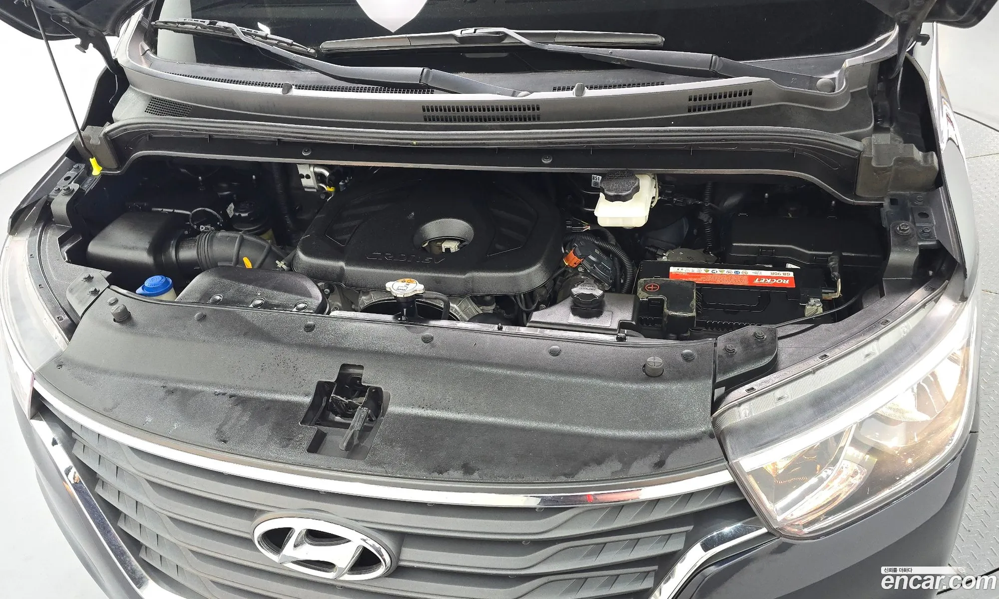 Hyundai Grand Starex 2021 — 23