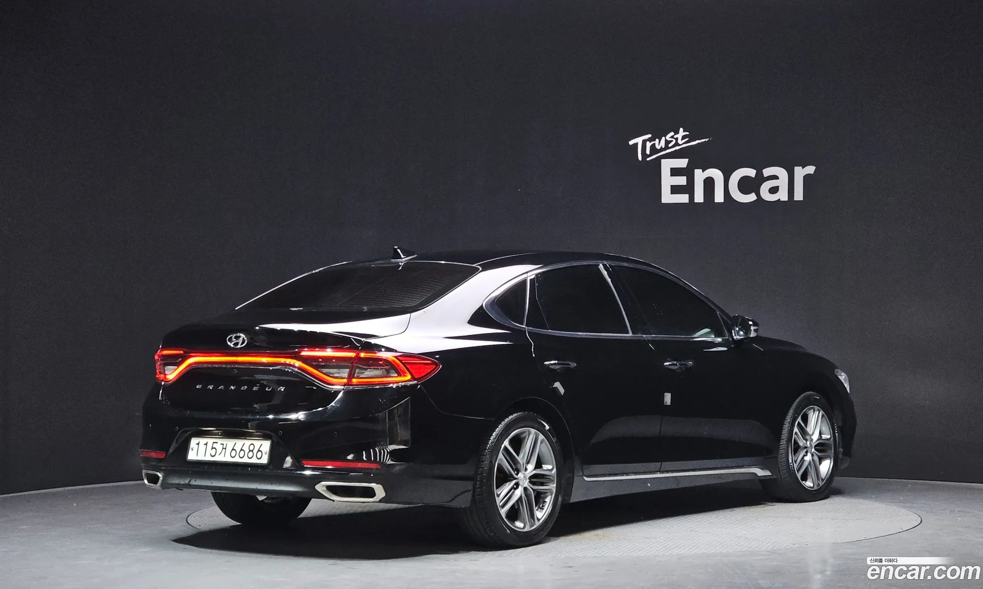 Hyundai Grandeur IG 2018 — 13