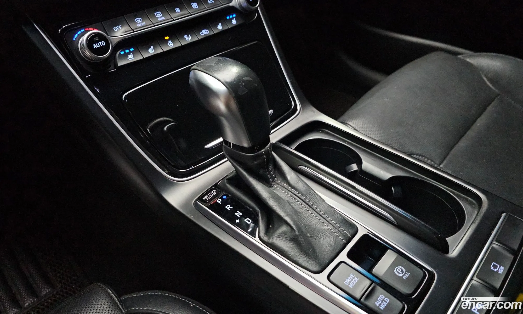 Hyundai Grandeur IG 2018 — 16