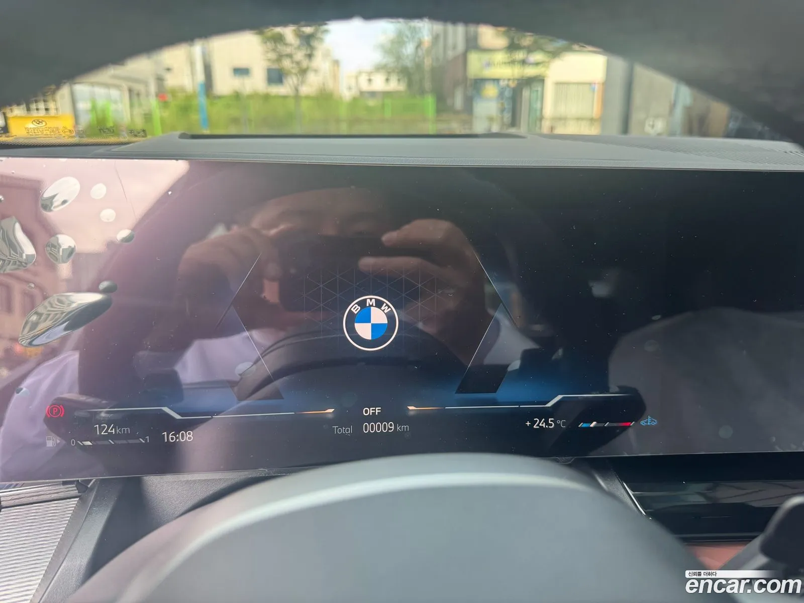 BMW 5 Series 2025 — 6