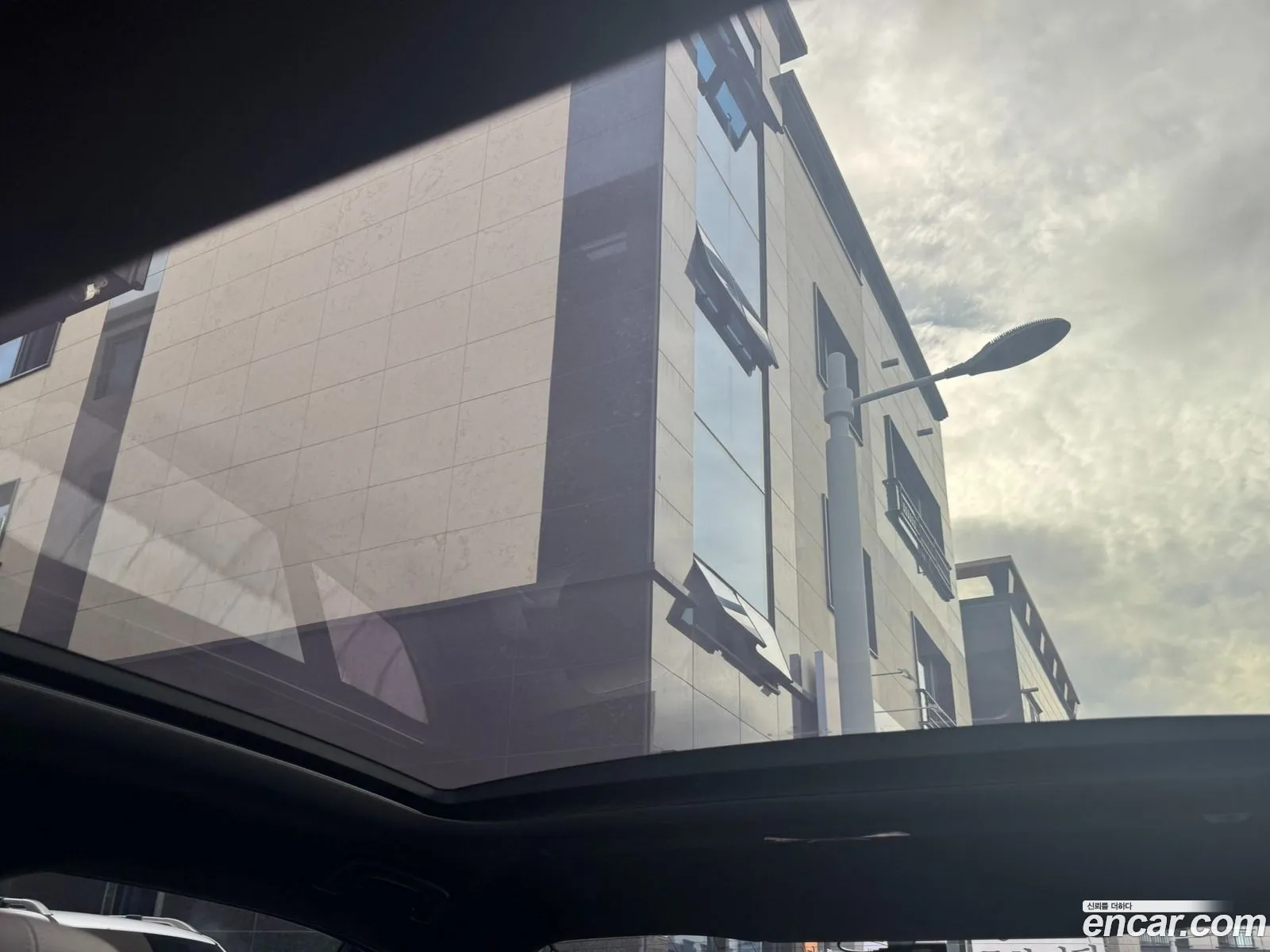 BMW 5 Series 2025 — 15