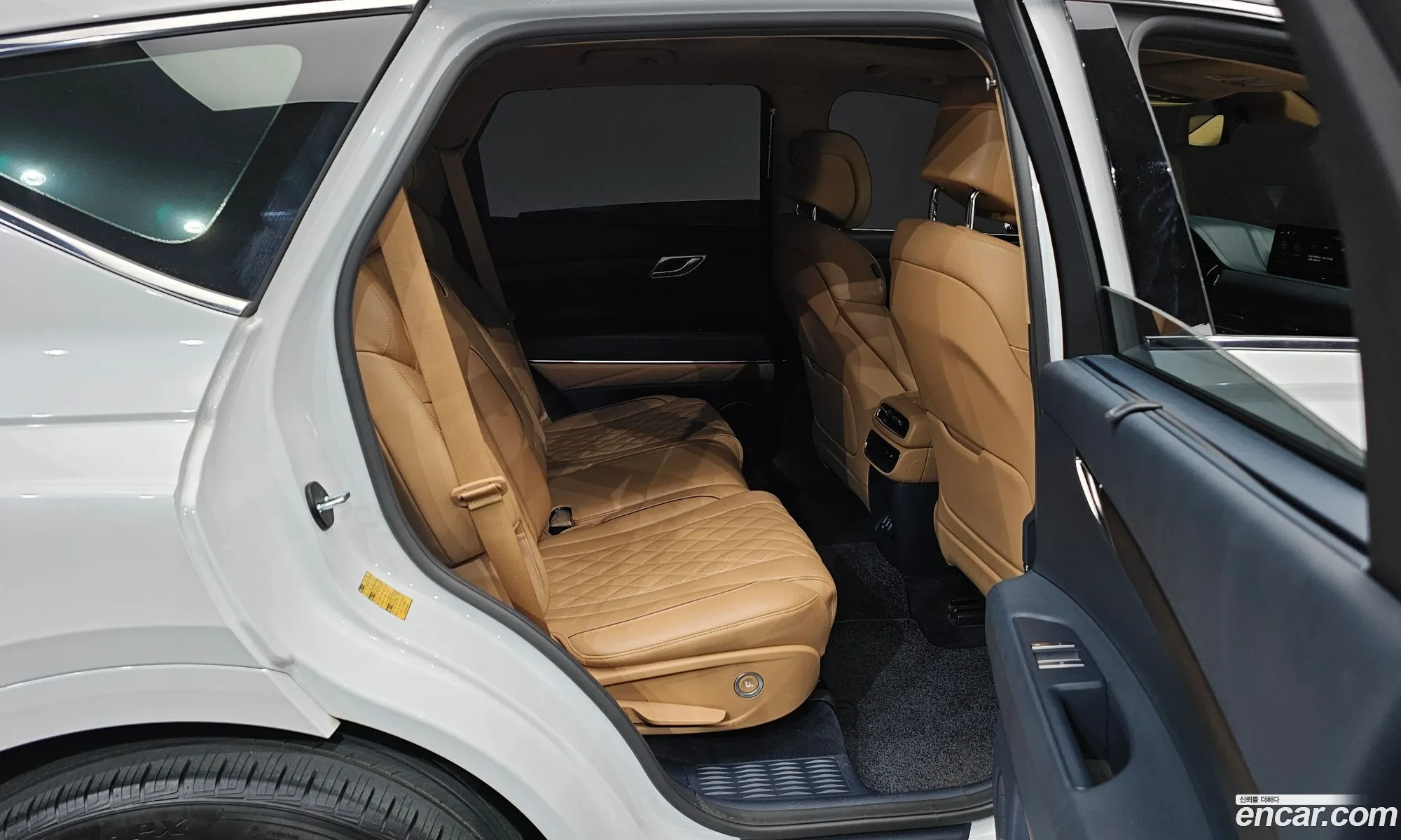 Genesis GV80 2020 — 16